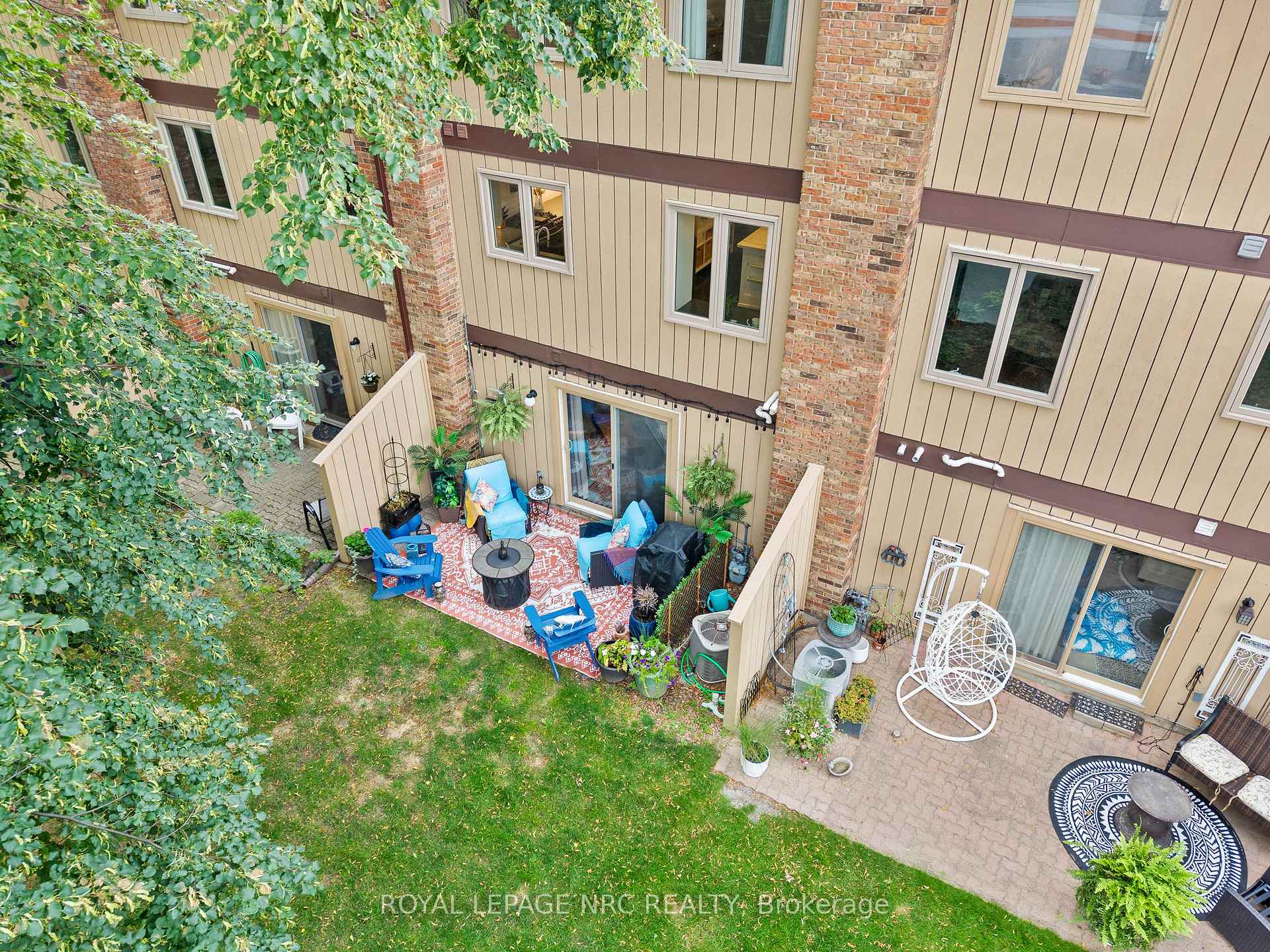 Photo 38 of Unit 15, 178 Scott Street, St. Catharines, Fairview — HOMEH