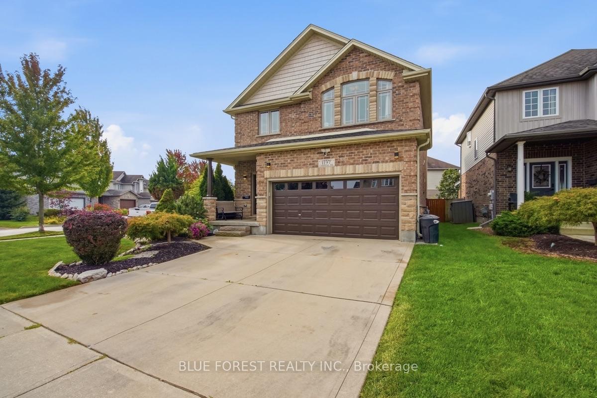 Photo 1 of 1197 Cardinal Road, London, South U — HOMEH