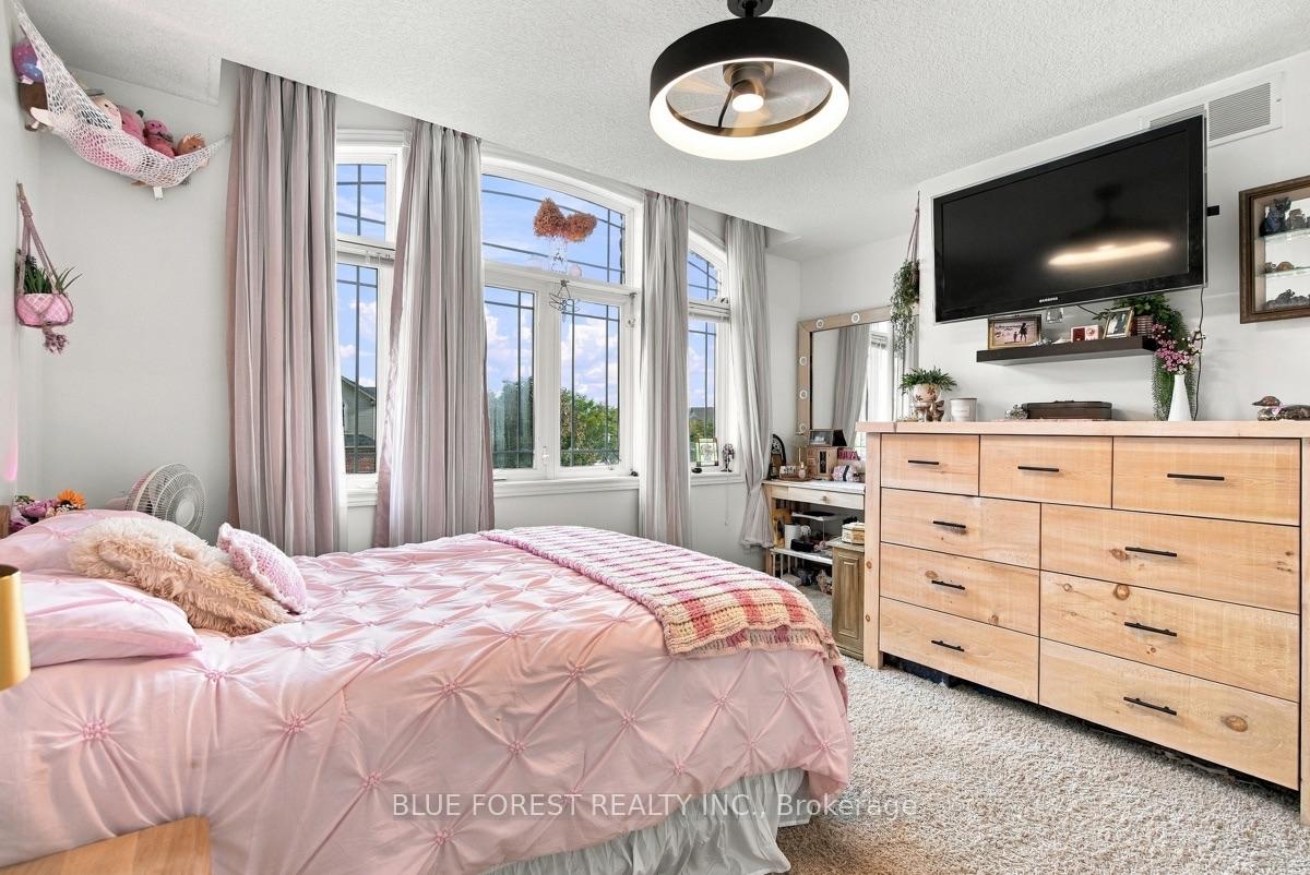 Photo 24 of 1197 Cardinal Road, London, South U — HOMEH