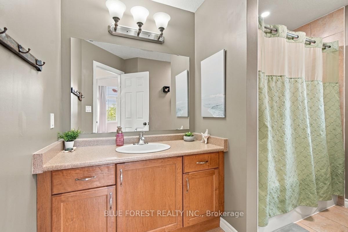 Photo 31 of 1197 Cardinal Road, London, South U — HOMEH
