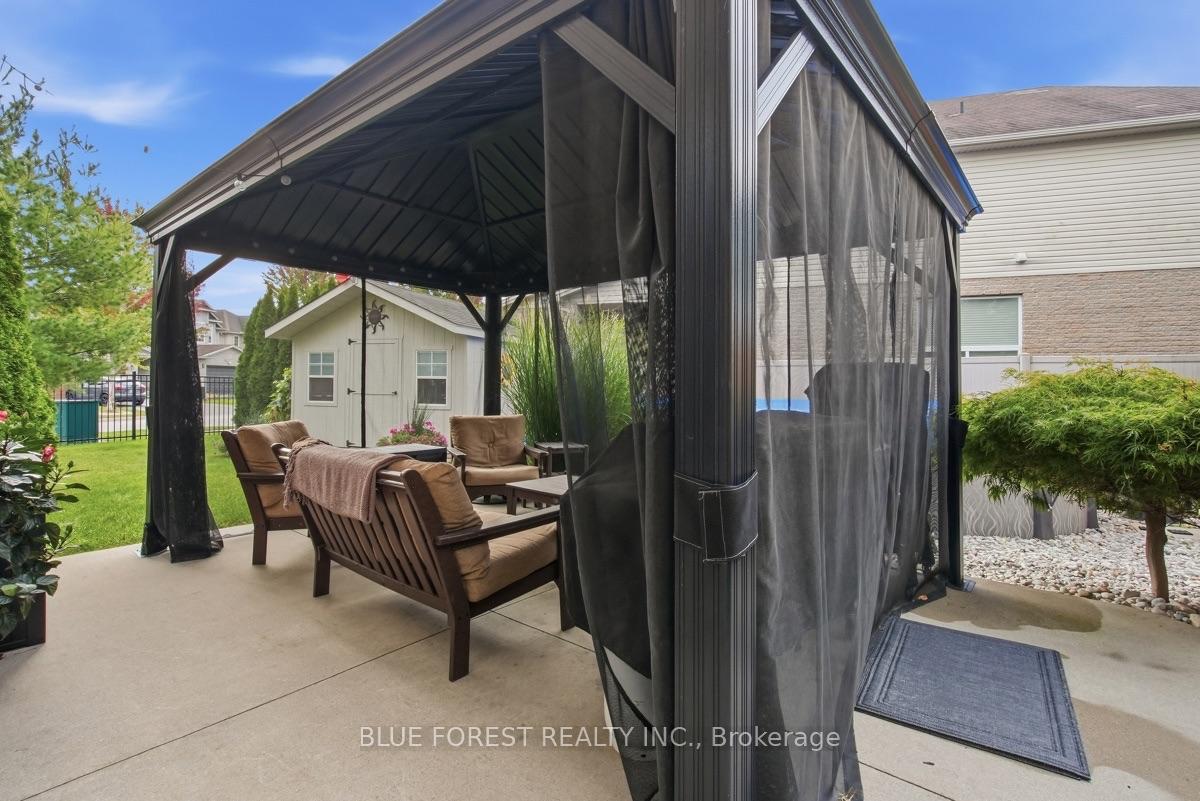 Photo 37 of 1197 Cardinal Road, London, South U — HOMEH