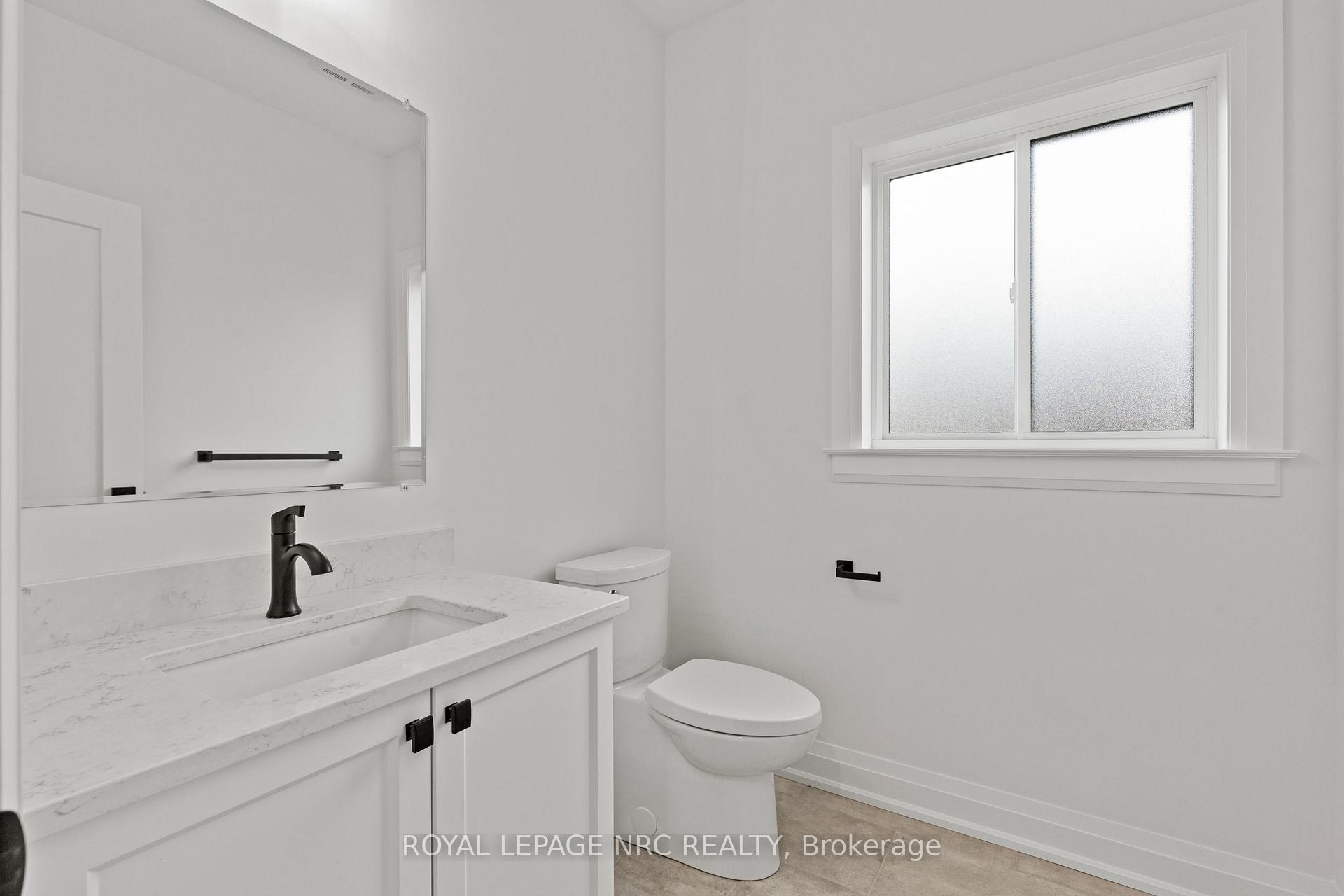 Photo 12 of 4705 Lee Avenue, Niagara Falls, Ascot — HOMEH