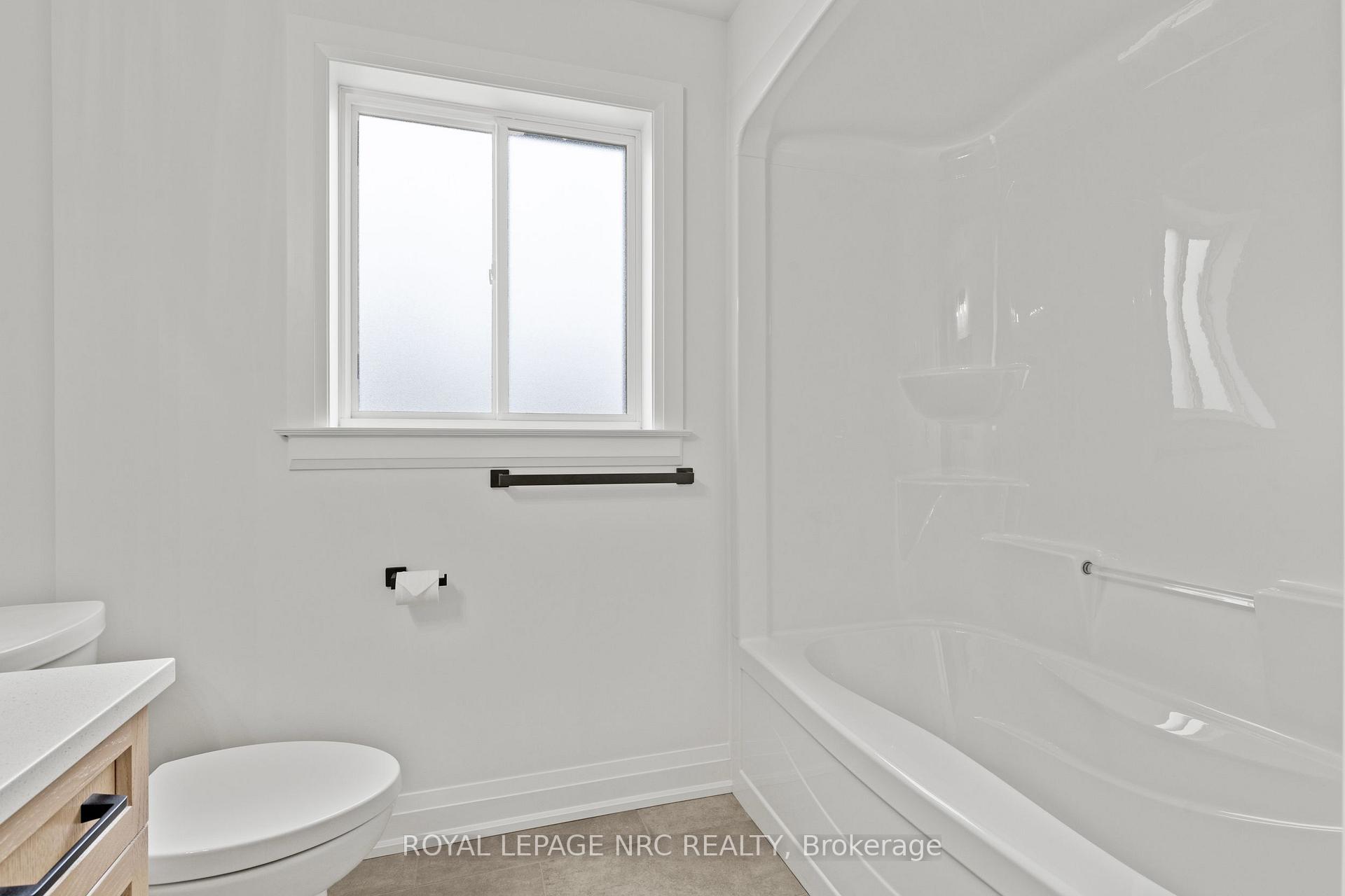 Photo 25 of 4705 Lee Avenue, Niagara Falls, Ascot — HOMEH