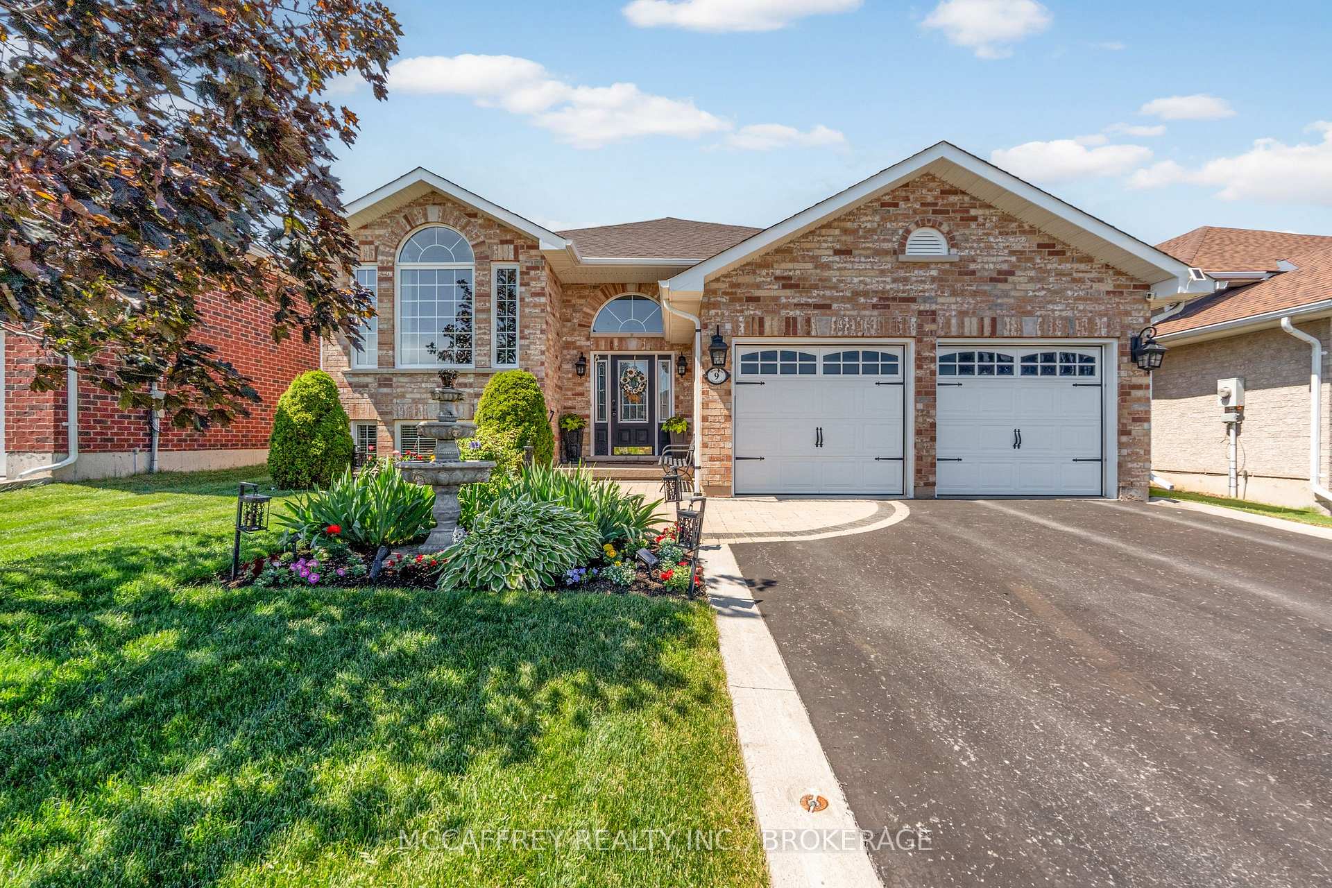 Photo of 9 Hartwood Crescent