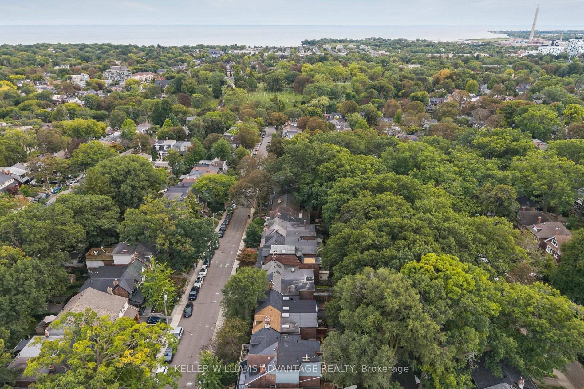Photo 45 of 84 Kingsmount Park Road, Toronto, Woodbine Corridor — HOMEH