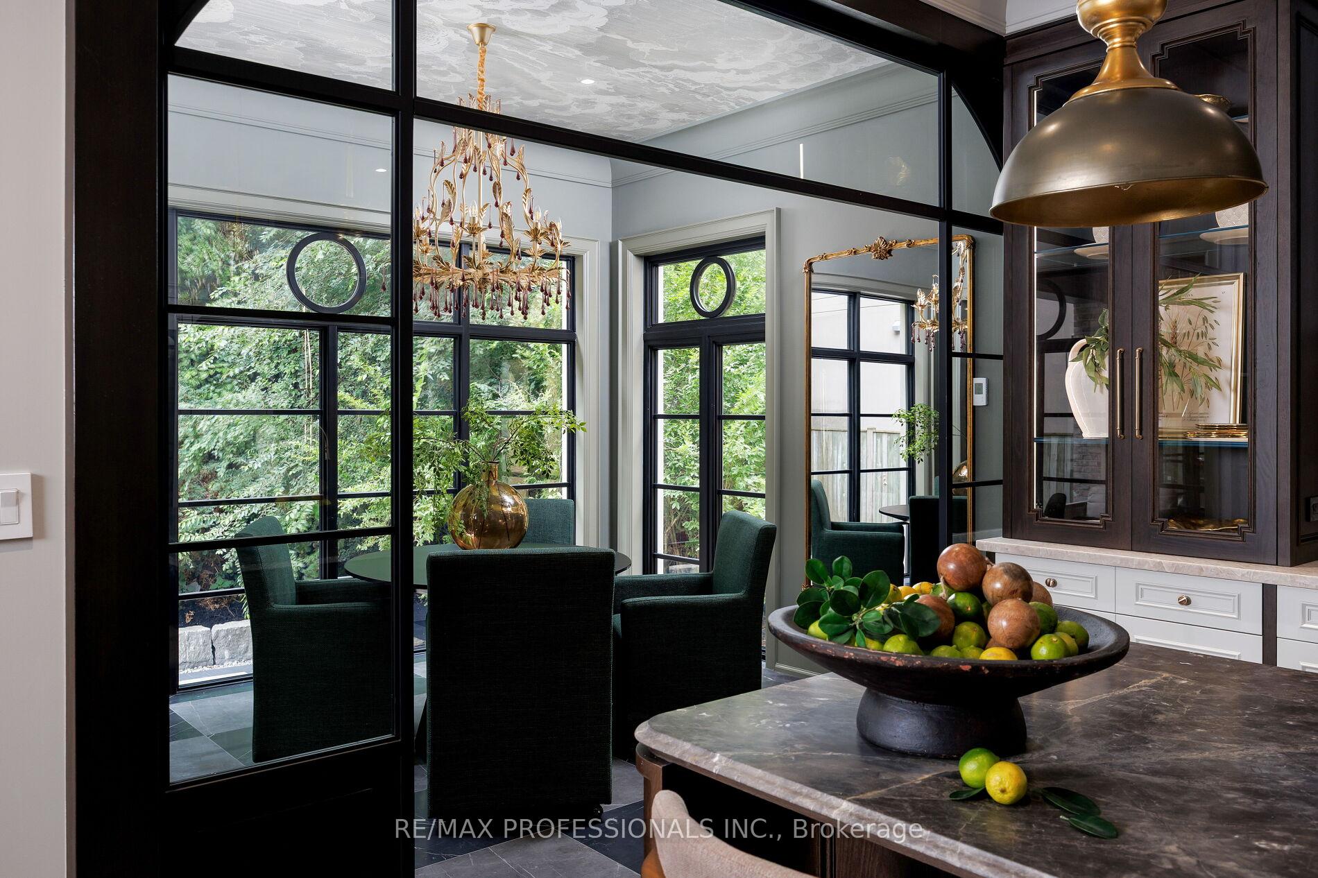 Photo 20 of 30 Dacre Crescent, Toronto, High Park-Swansea — HOMEH