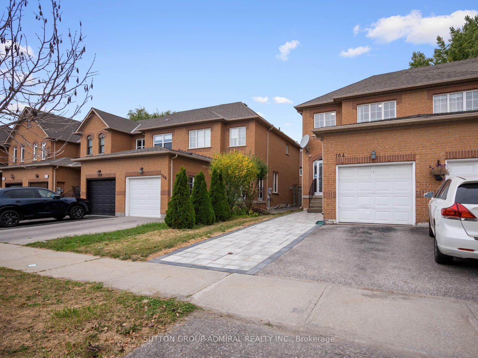 Photo 2 of 104 Parktree Drive, Vaughan, Maple — HOMEH