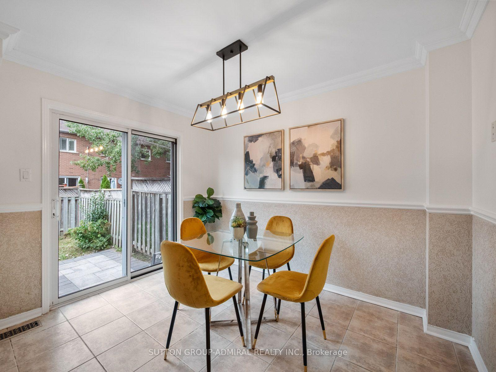 Photo 15 of 104 Parktree Drive, Vaughan, Maple — HOMEH