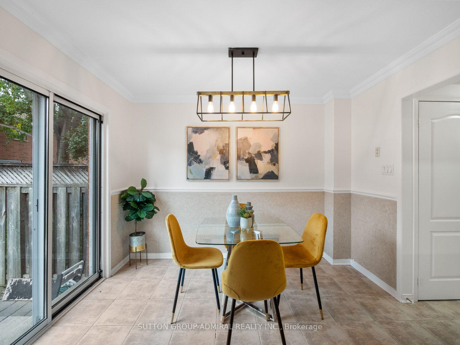 Photo 16 of 104 Parktree Drive, Vaughan, Maple — HOMEH