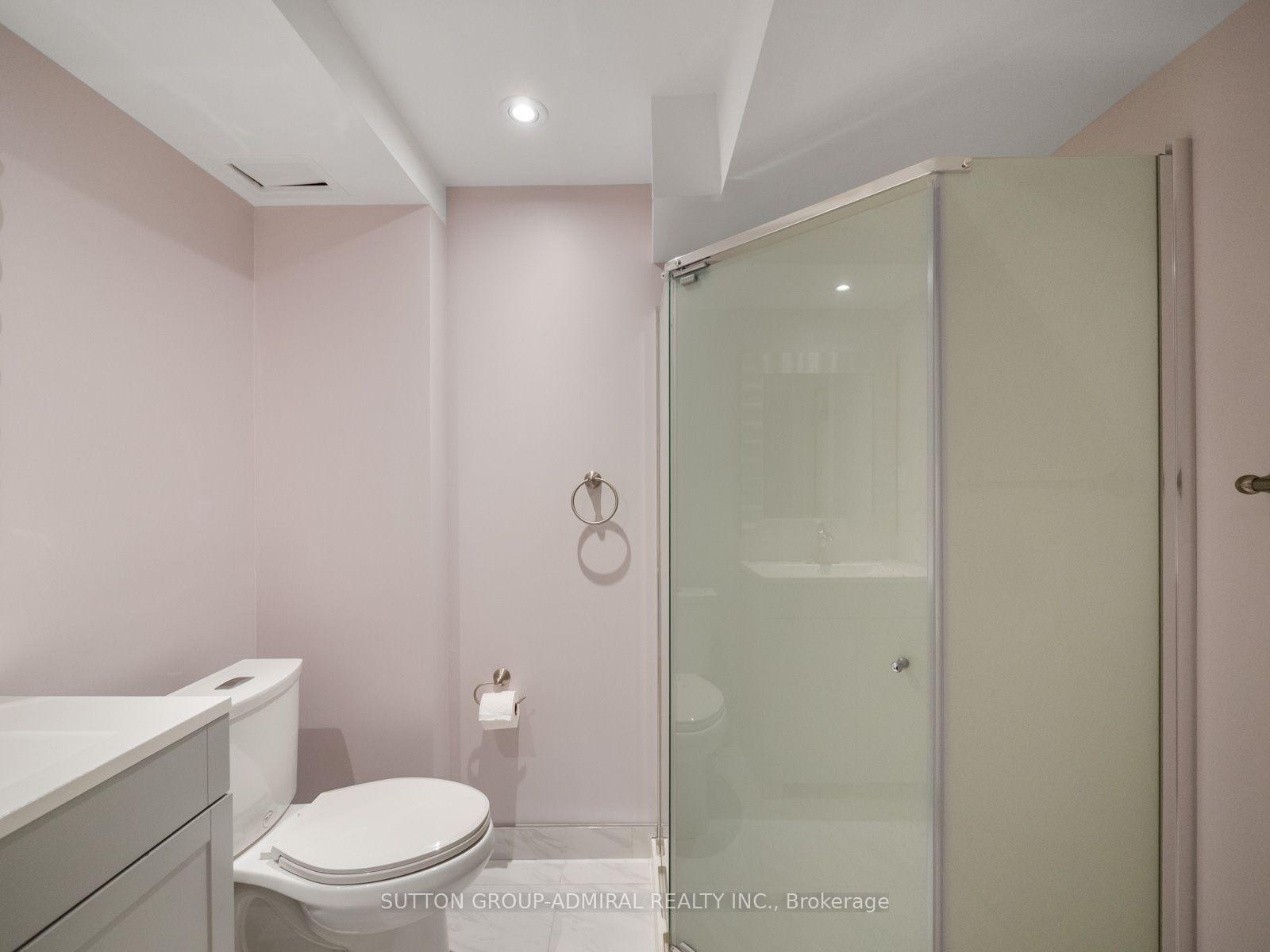 Photo 35 of 104 Parktree Drive, Vaughan, Maple — HOMEH