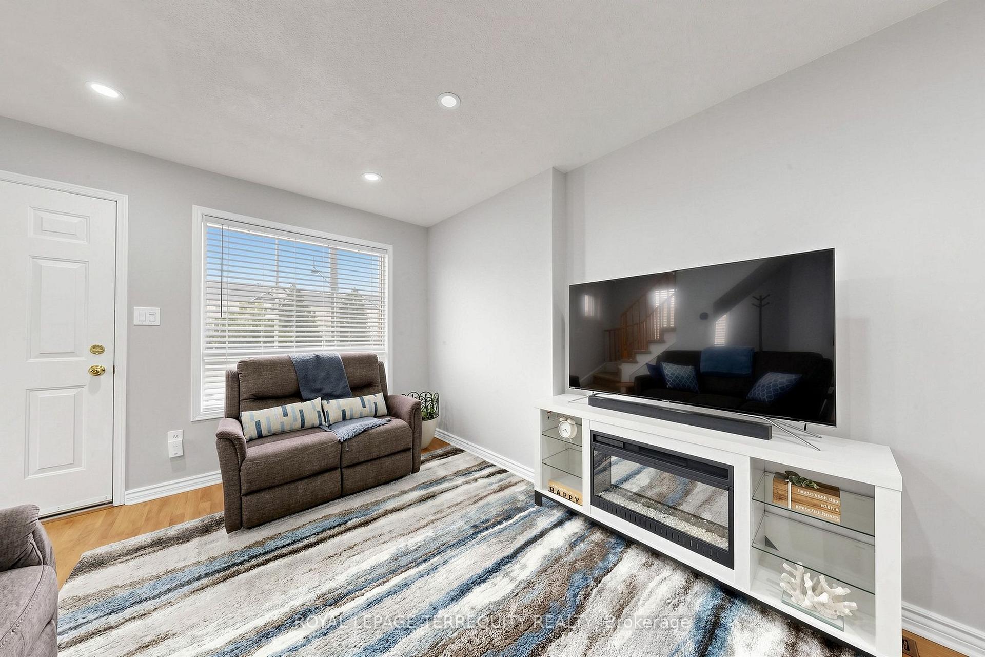 Photo 16 of Unit 62, 1865 Kingston Road, Pickering, Village East — HOMEH