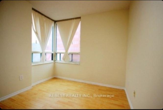 Photo 5 of Unit 504, 265 Enfield Place, Mississauga, City Centre — HOMEH