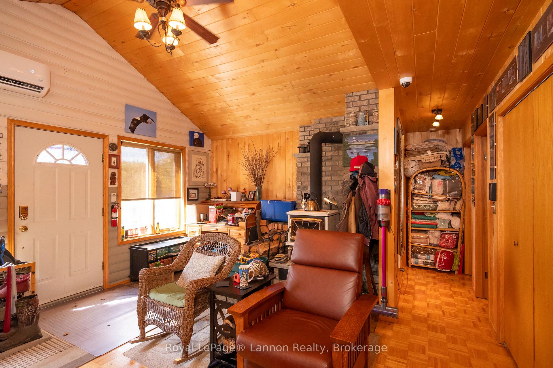 Photo 5 of 44 Hicks Road, Shuniah — HOMEH