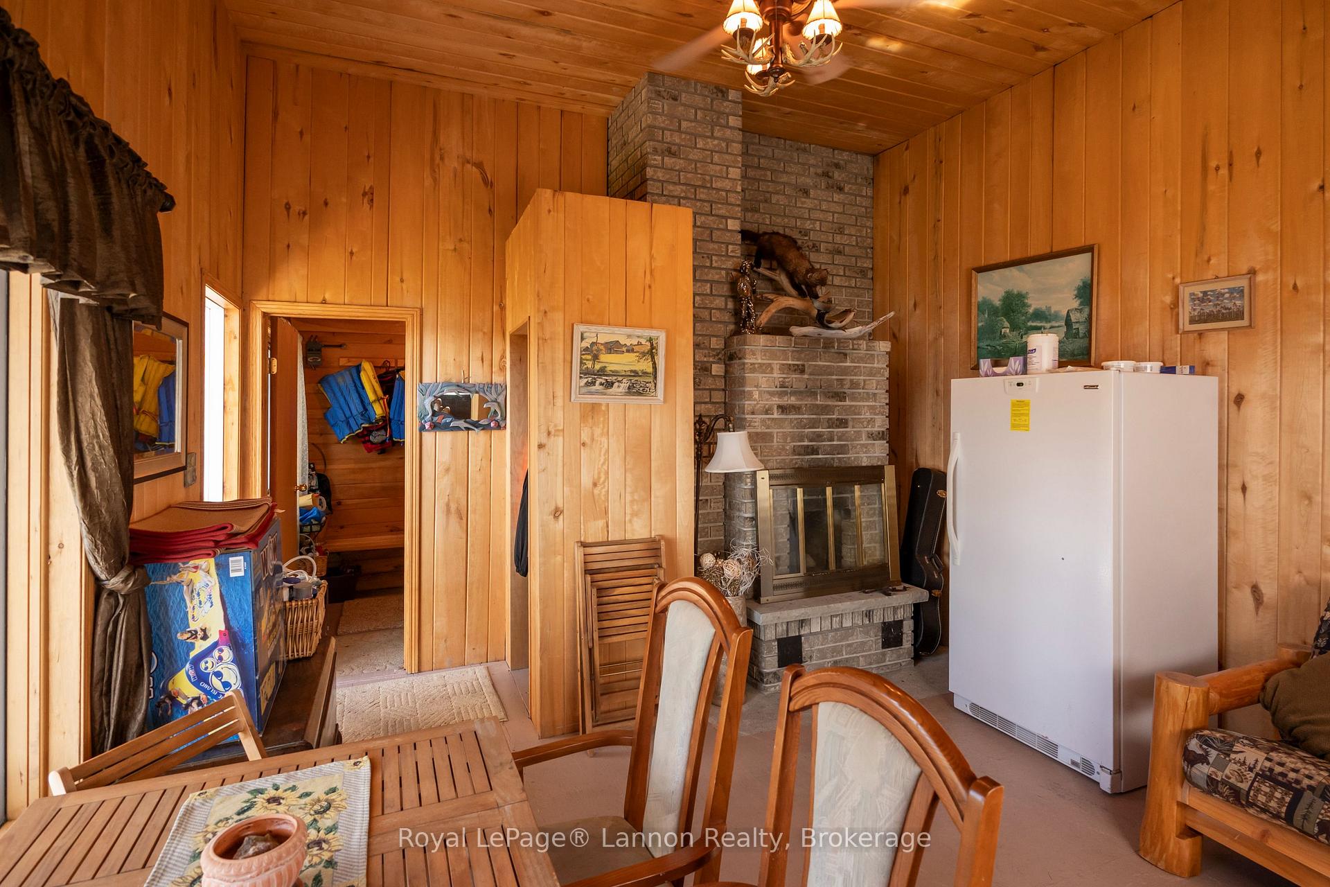Photo 10 of 44 Hicks Road, Shuniah — HOMEH