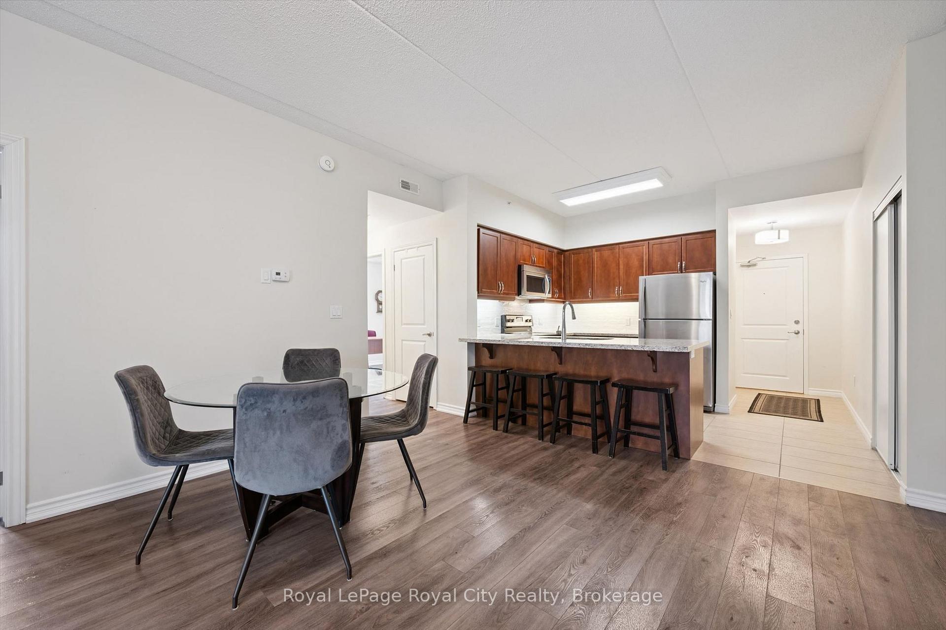 Photo 6 of Unit 142, 1077 Gordon Street, Guelph, Kortright West — HOMEH