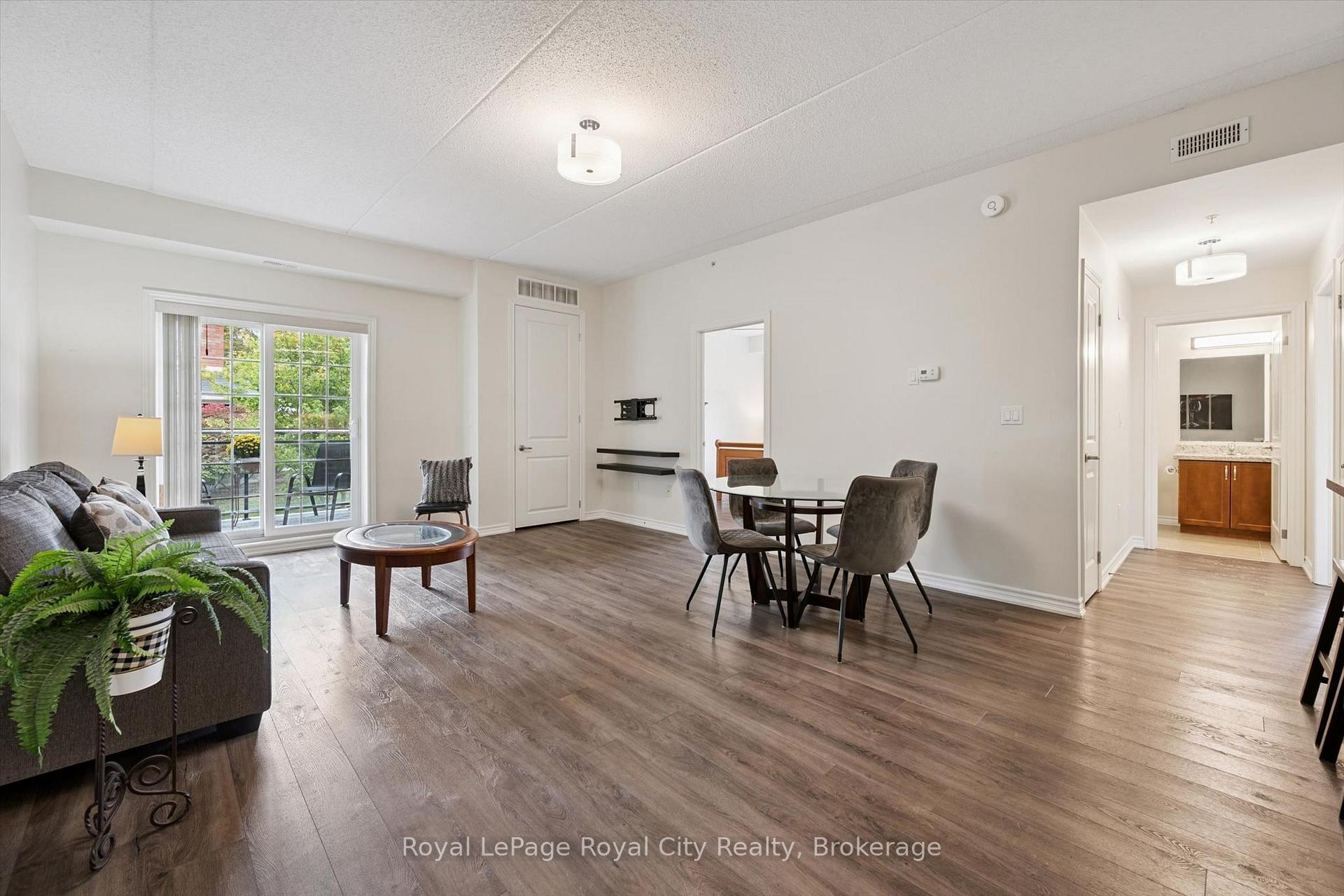 Photo 10 of Unit 142, 1077 Gordon Street, Guelph, Kortright West — HOMEH