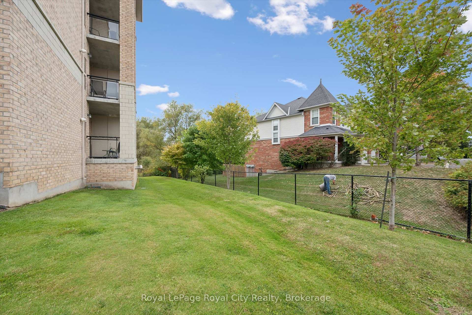 Photo 32 of Unit 142, 1077 Gordon Street, Guelph, Kortright West — HOMEH