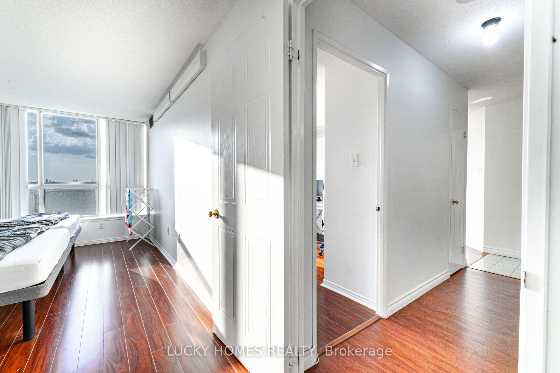 Photo 16 of Unit 915, 430 Mclevin Avenue, Scarborough, Malvern — HOMEH