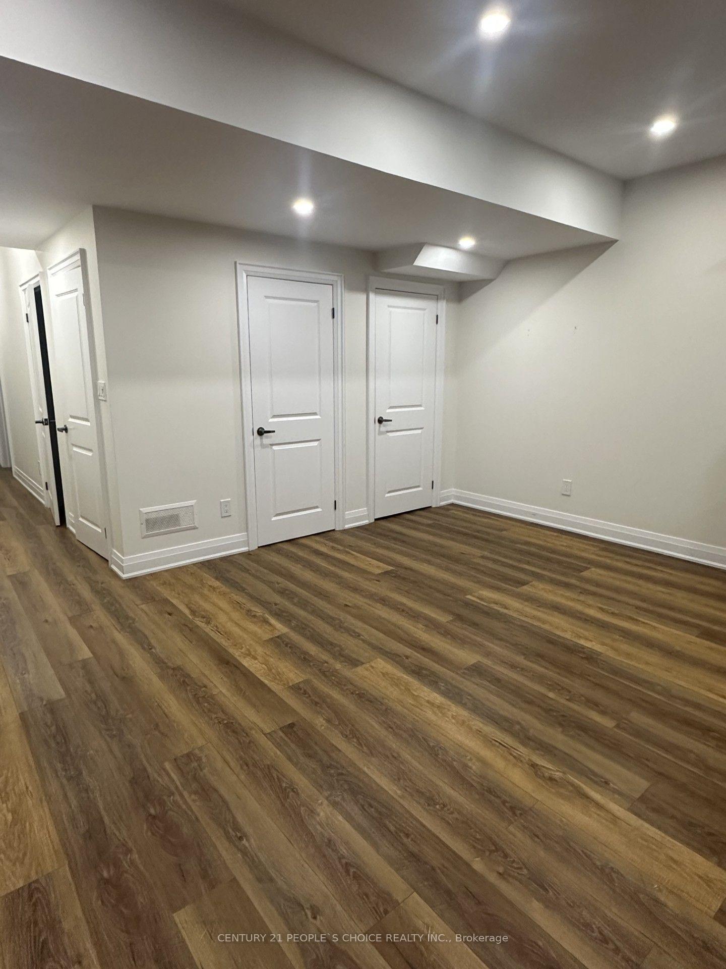Photo 3 of 126 Degrey Drive, Brampton, Bram East — HOMEH