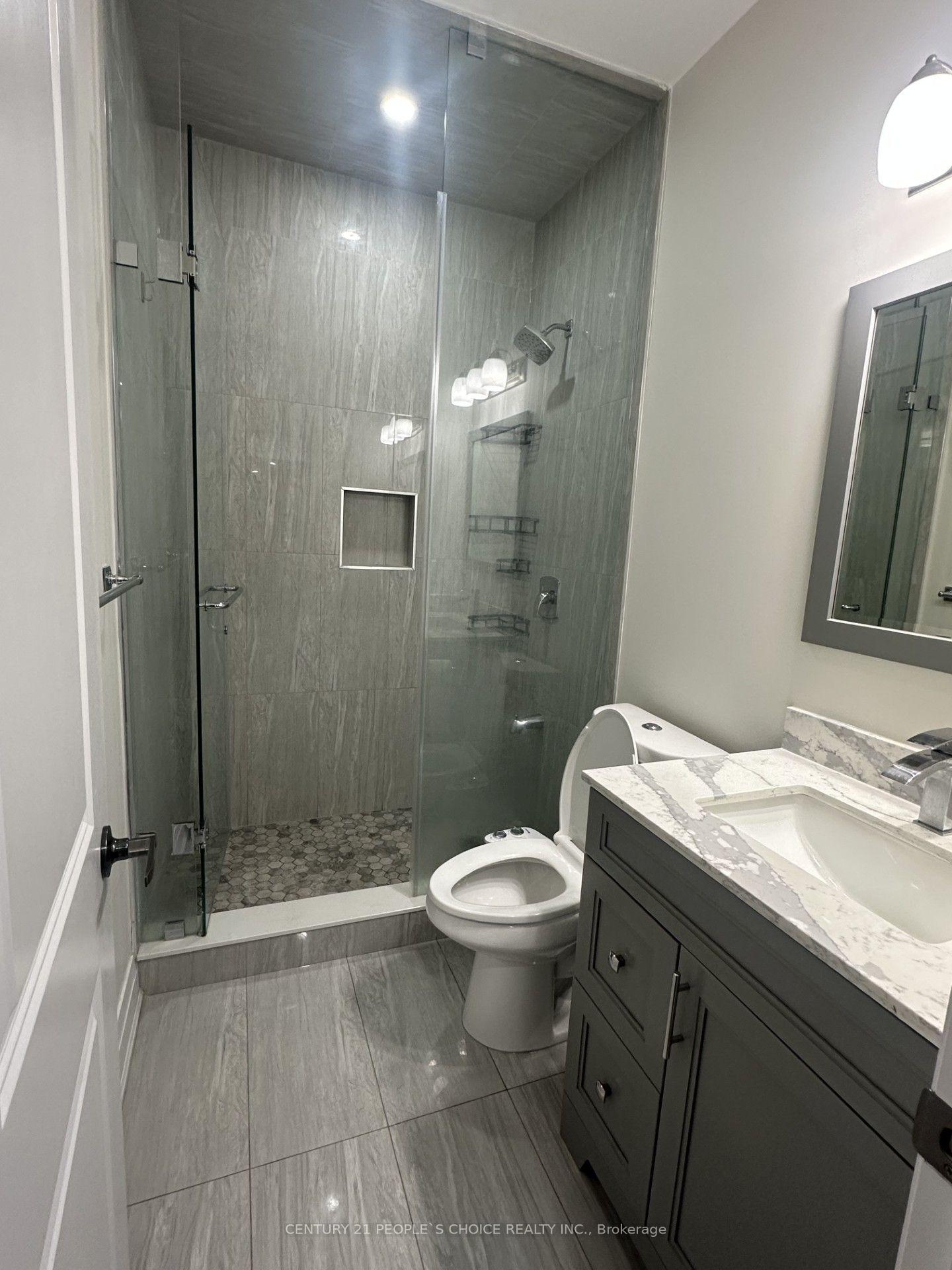 Photo 9 of 126 Degrey Drive, Brampton, Bram East — HOMEH