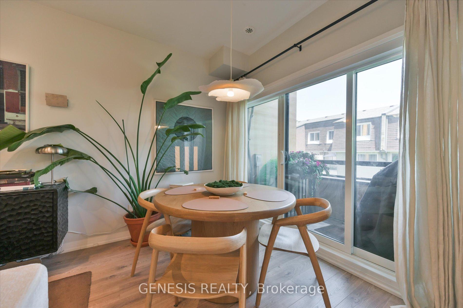 Photo 11 of Unit 243, 1145 Journeyman Lane E, Mississauga, Clarkson — HOMEH