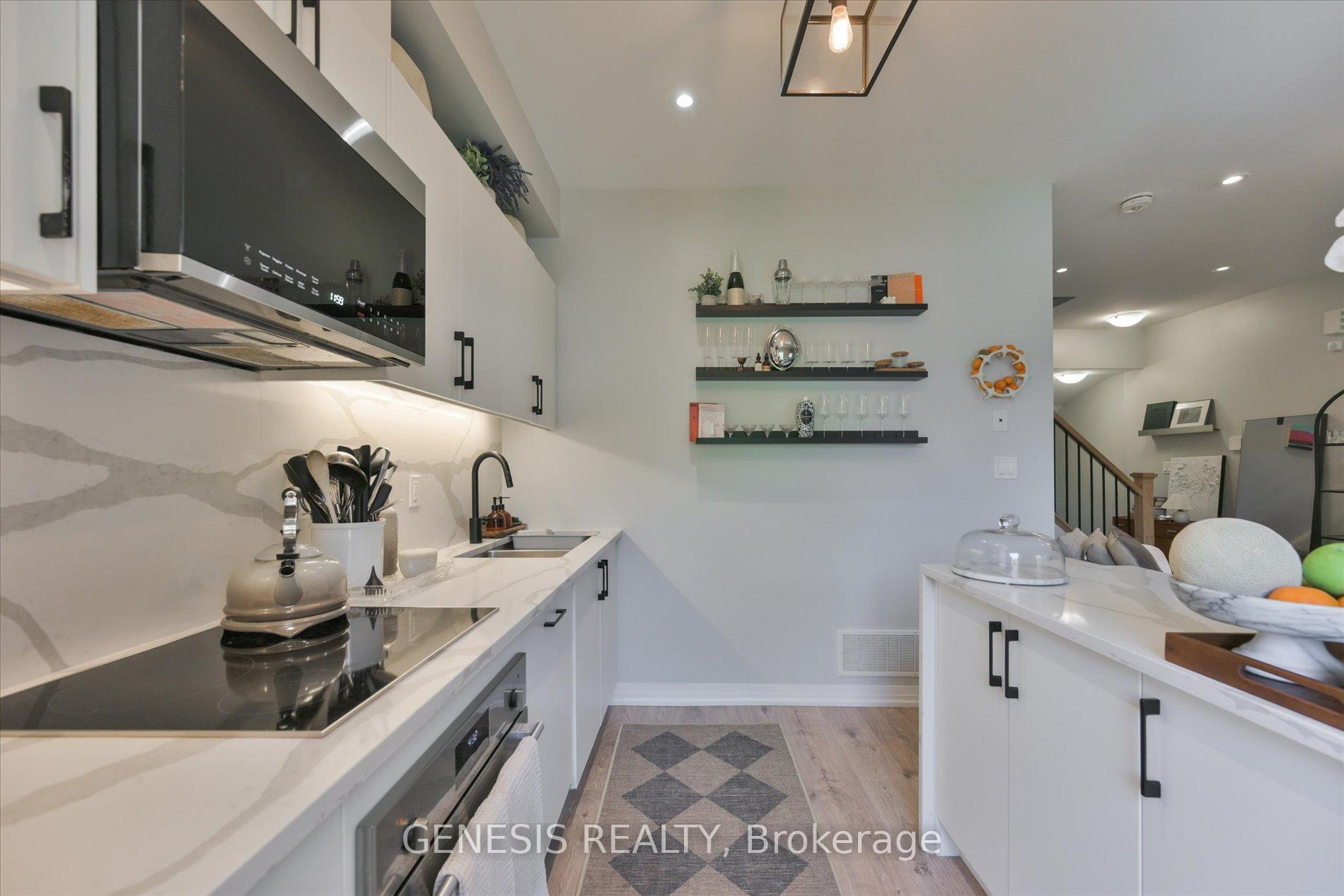 Photo 17 of Unit 243, 1145 Journeyman Lane E, Mississauga, Clarkson — HOMEH