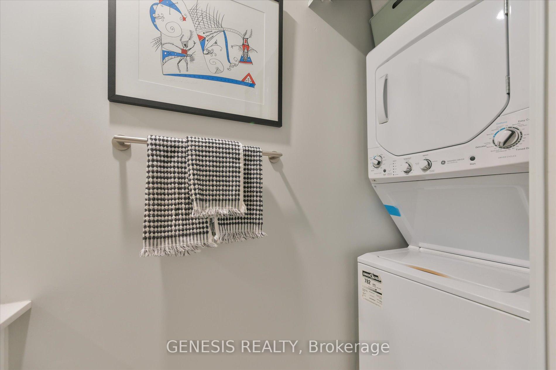 Photo 21 of Unit 243, 1145 Journeyman Lane E, Mississauga, Clarkson — HOMEH