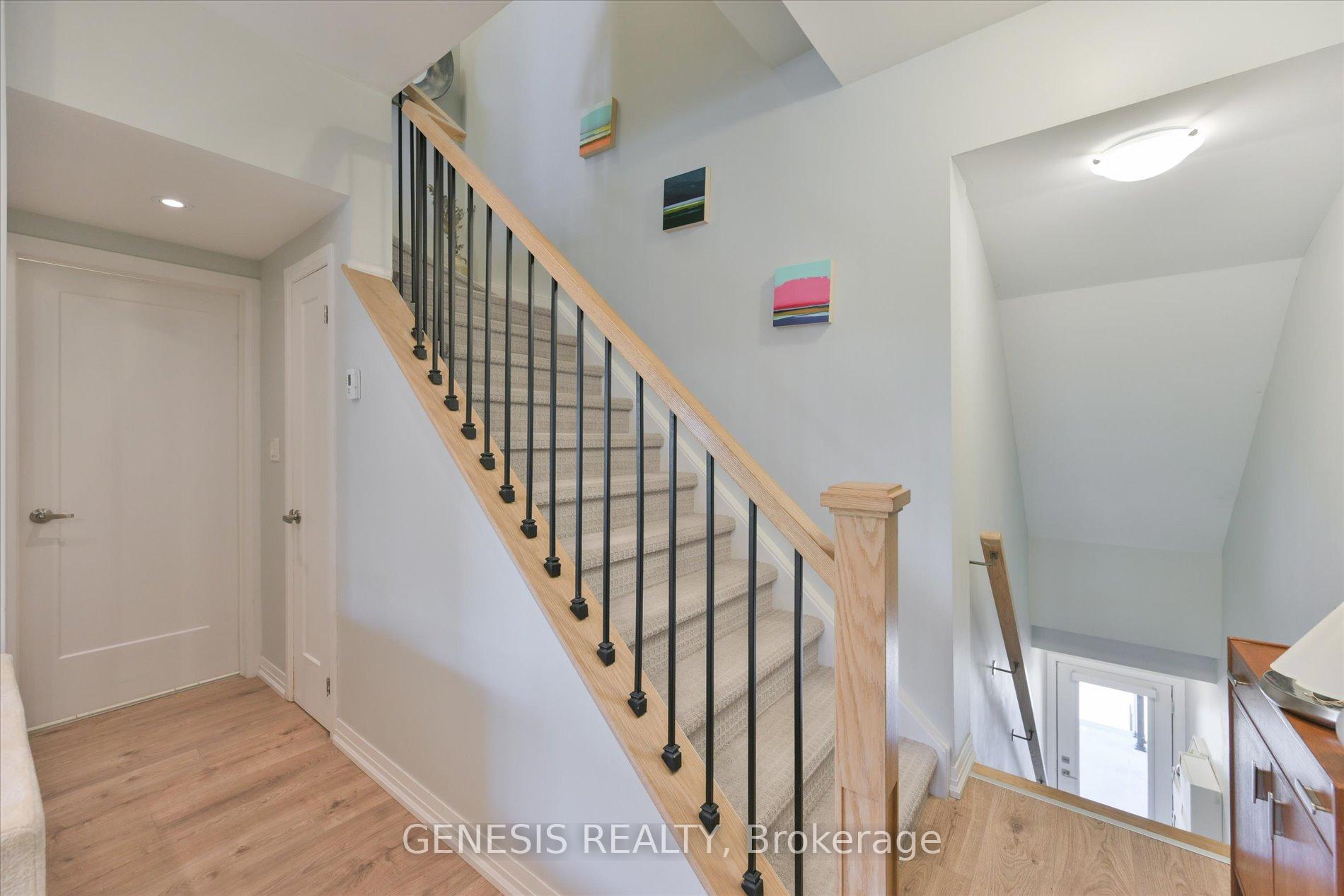 Photo 24 of Unit 243, 1145 Journeyman Lane E, Mississauga, Clarkson — HOMEH