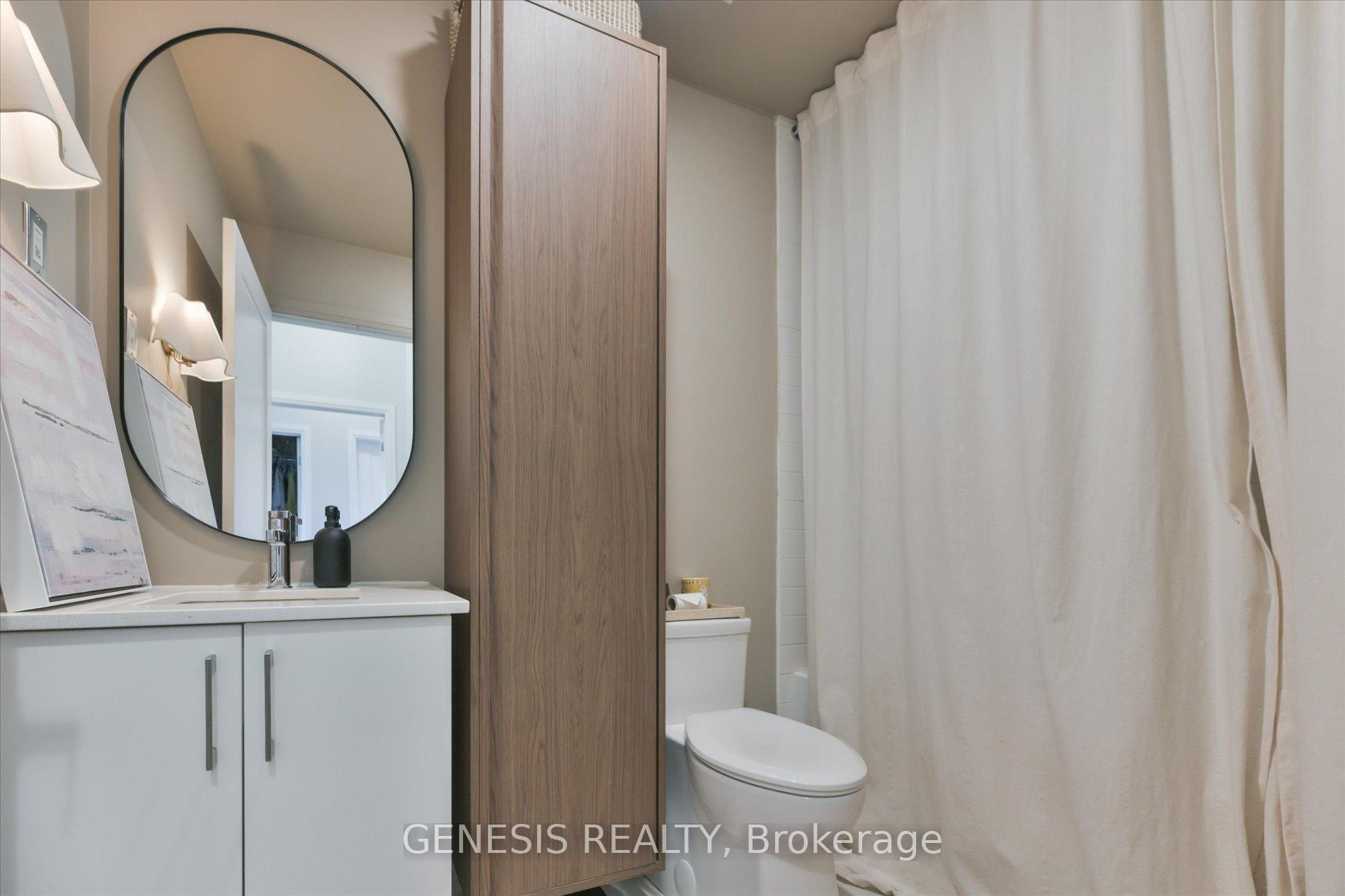 Photo 31 of Unit 243, 1145 Journeyman Lane E, Mississauga, Clarkson — HOMEH