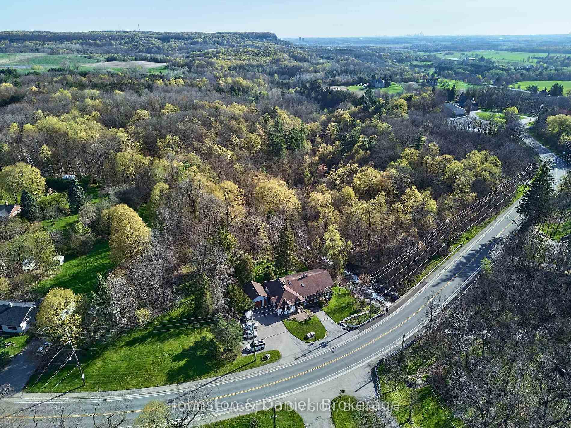 Photo 64 of 7095 Guelph Line, Milton, Rural Milton West — HOMEH