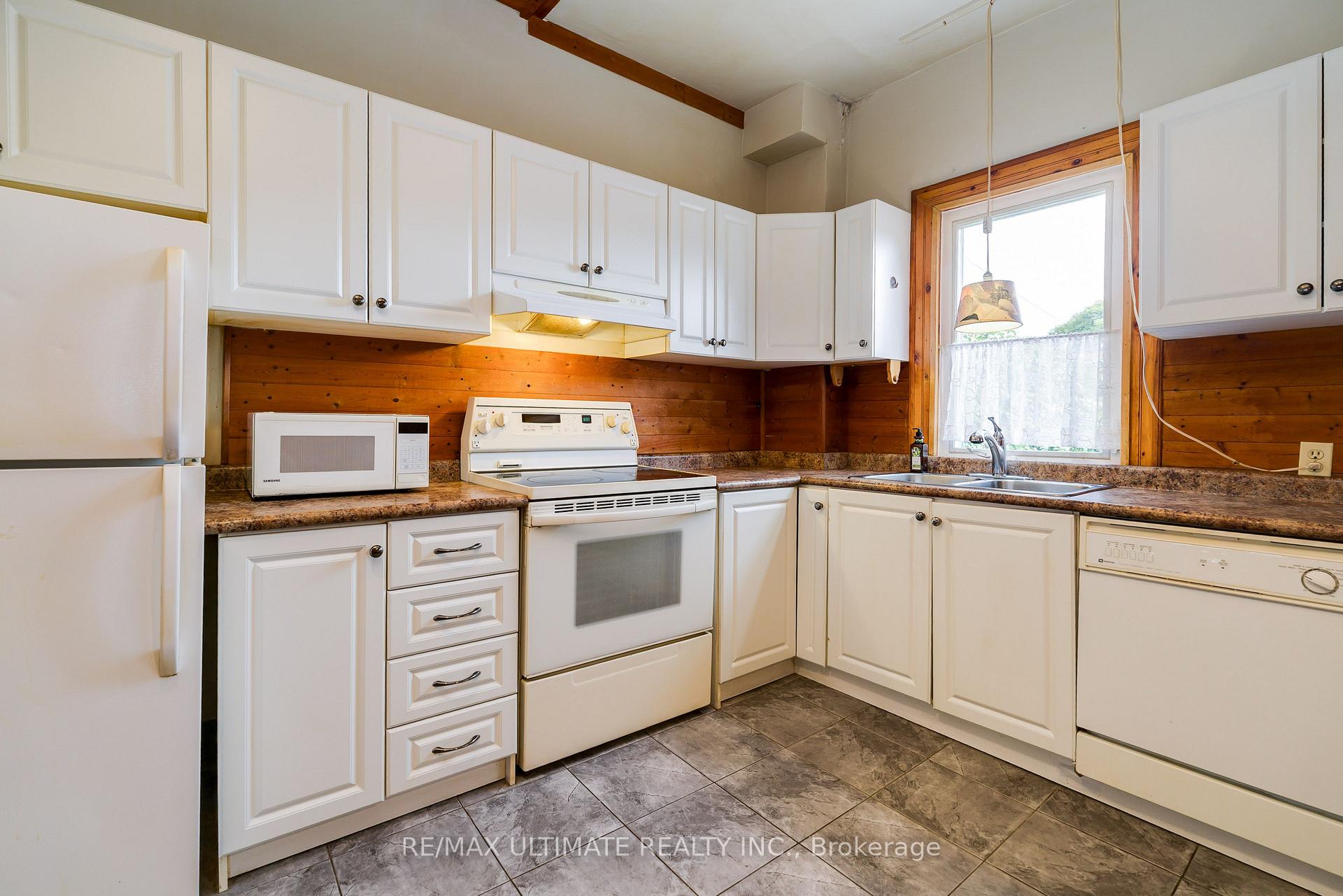 Photo 4 of 251 Boon Avenue, Toronto, Corso Italia-Davenport — HOMEH