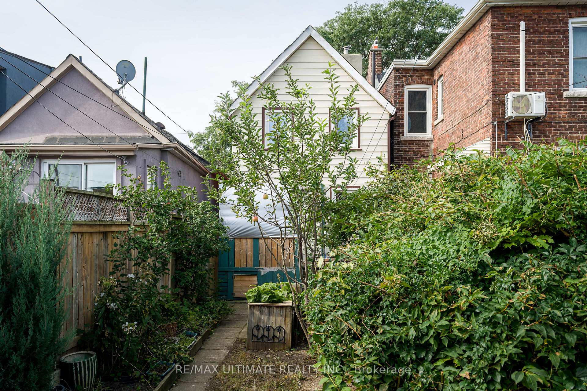Photo 32 of 251 Boon Avenue, Toronto, Corso Italia-Davenport — HOMEH