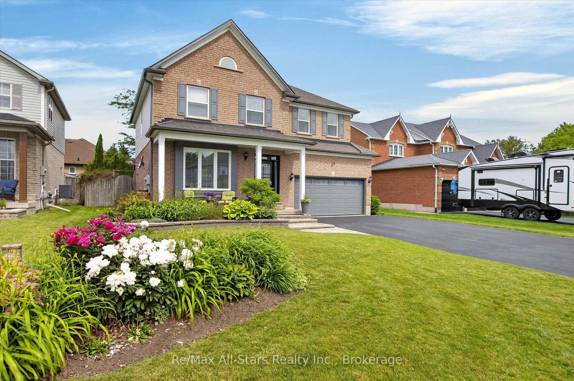 Photo 1 of 34 Kirkconnell Road, Kawartha Lakes, Lindsay — HOMEH