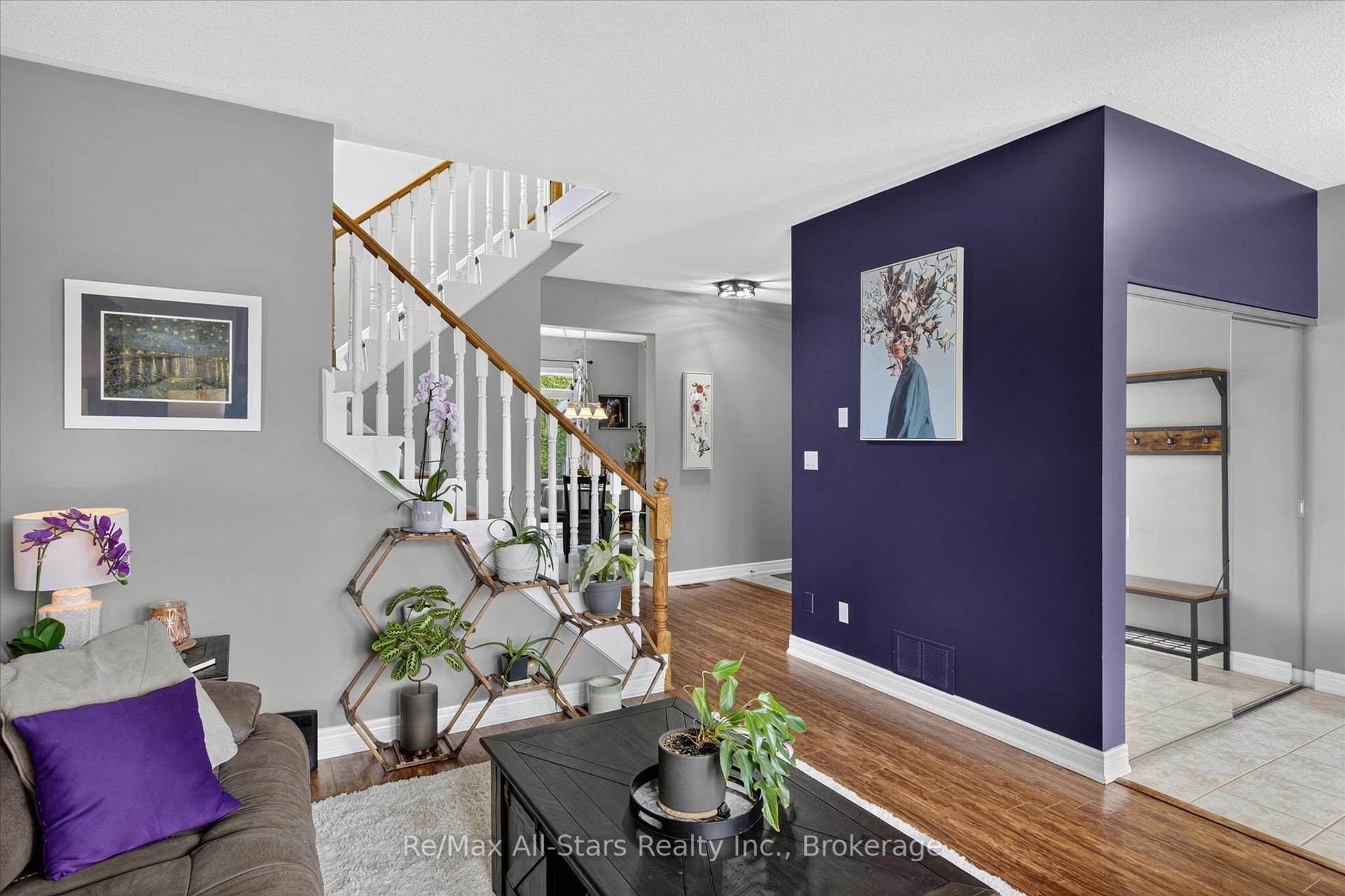 Photo 4 of 34 Kirkconnell Road, Kawartha Lakes, Lindsay — HOMEH