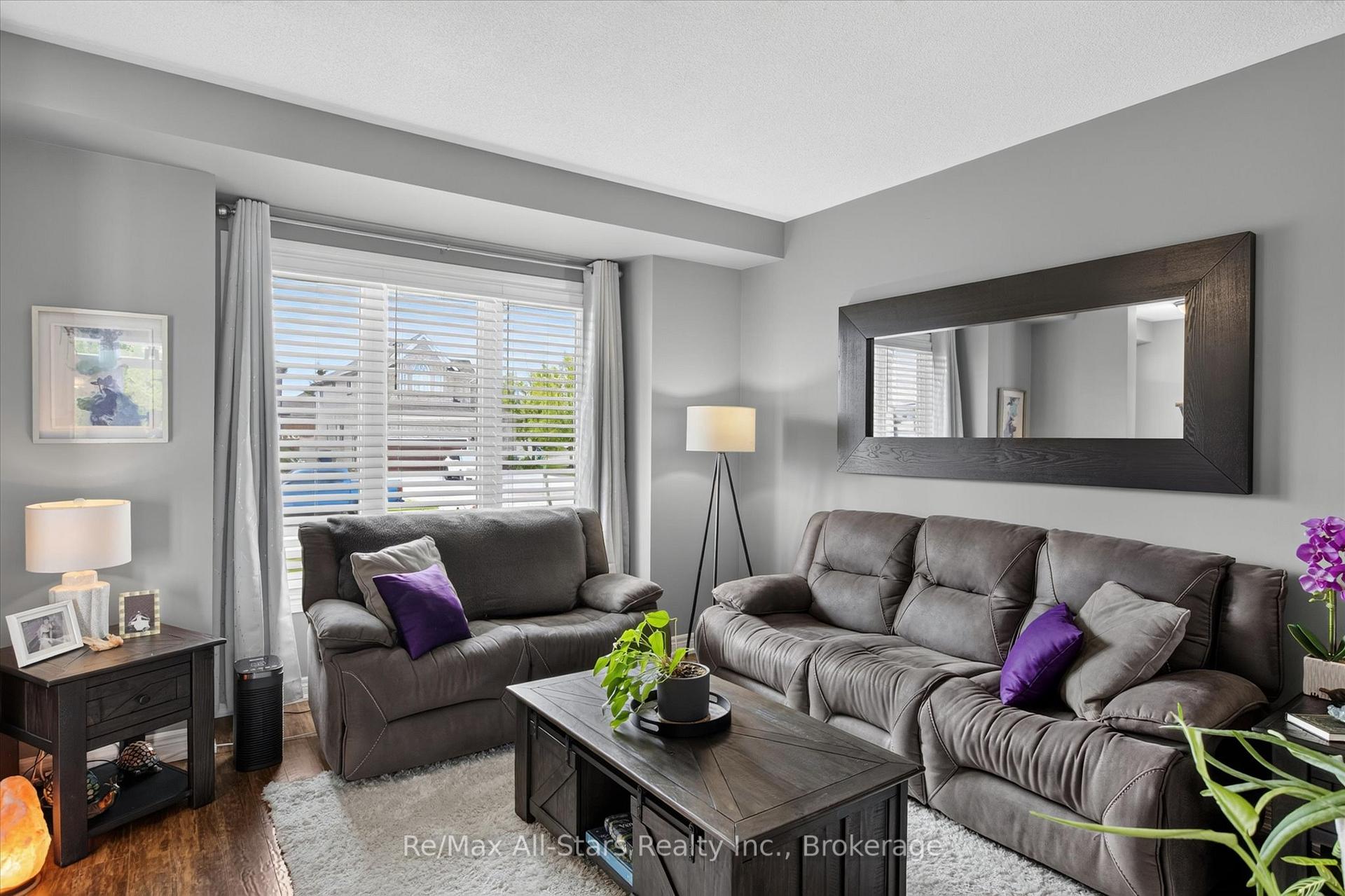 Photo 6 of 34 Kirkconnell Road, Kawartha Lakes, Lindsay — HOMEH