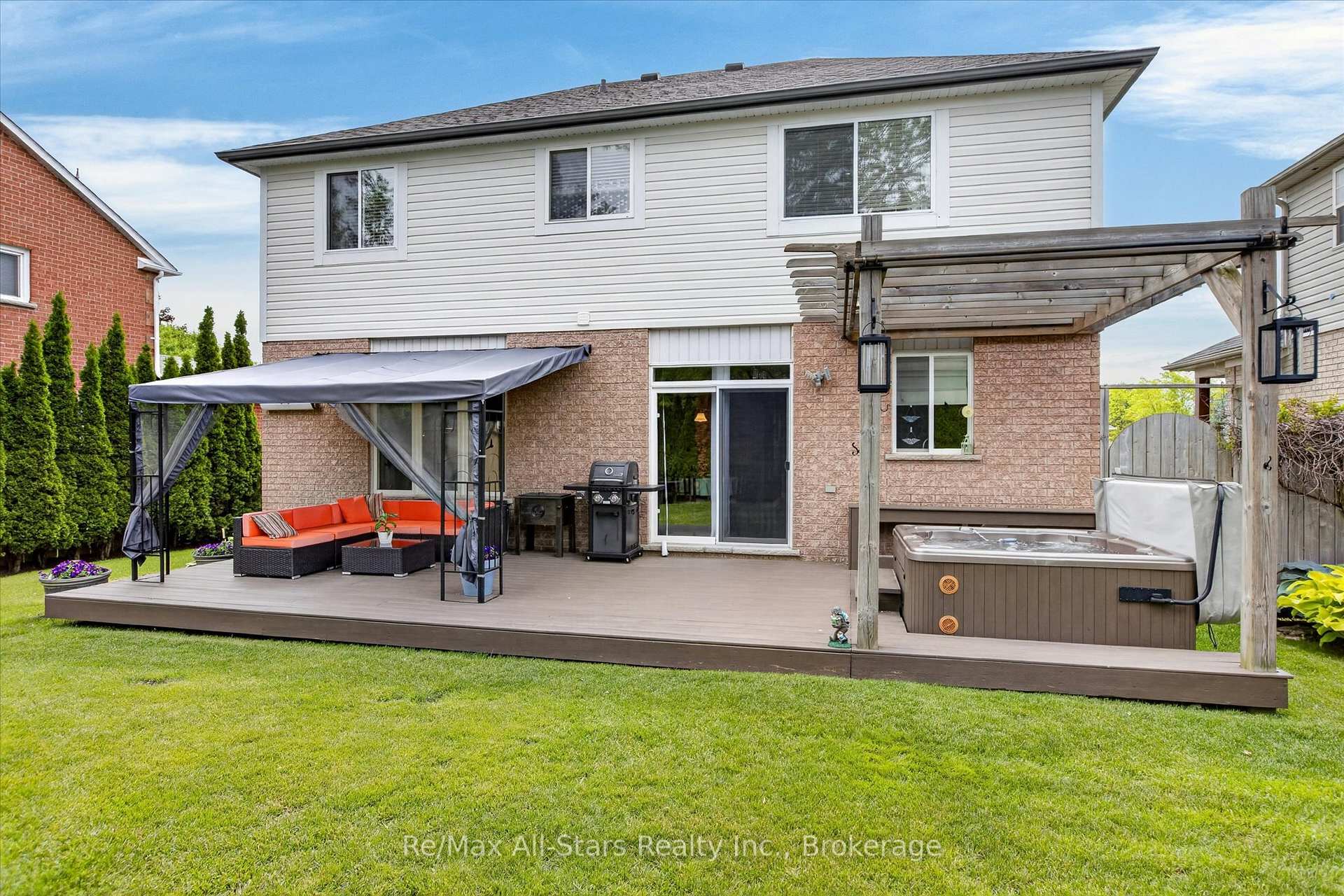 Photo 43 of 34 Kirkconnell Road, Kawartha Lakes, Lindsay — HOMEH
