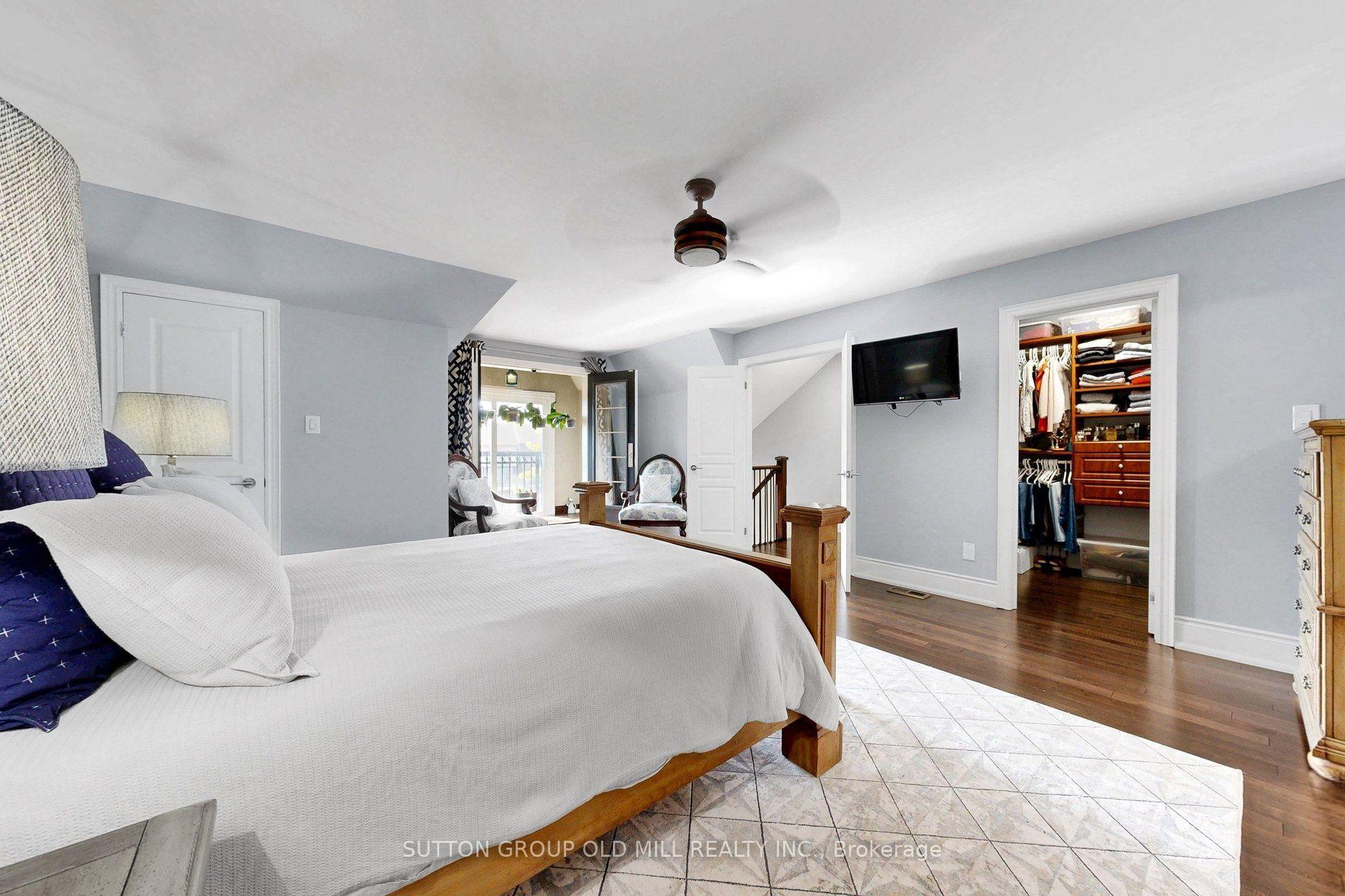 Photo 33 of 12 Gala Lane, Etobicoke, Stonegate-Queensway — HOMEH