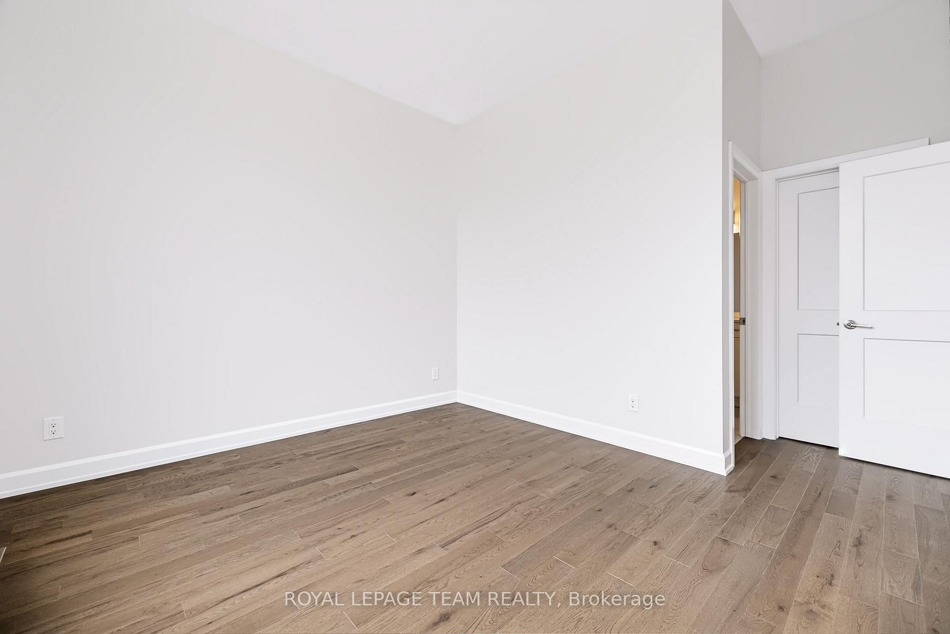 Photo 16 of 237 Hannam Bud Way, Ottawa, Riverside South/Gloucester Glen — HOMEH