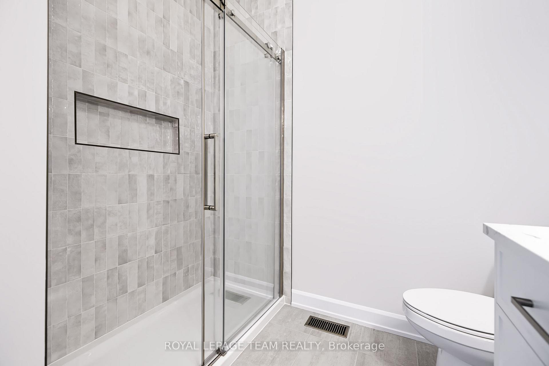 Photo 20 of 237 Hannam Bud Way, Ottawa, Riverside South/Gloucester Glen — HOMEH