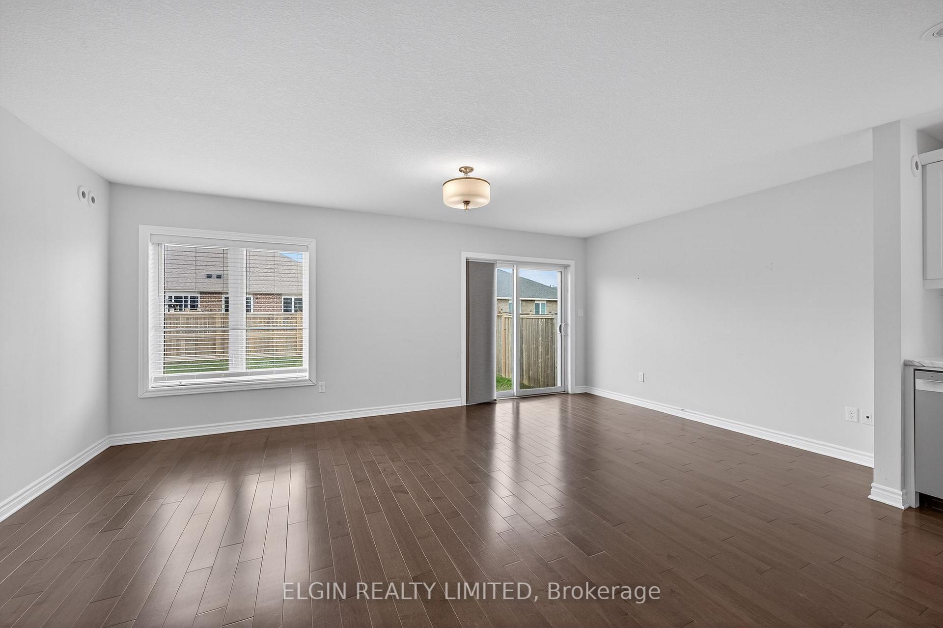 Photo 9 of 92 Renaissance Drive, St. Thomas — HOMEH