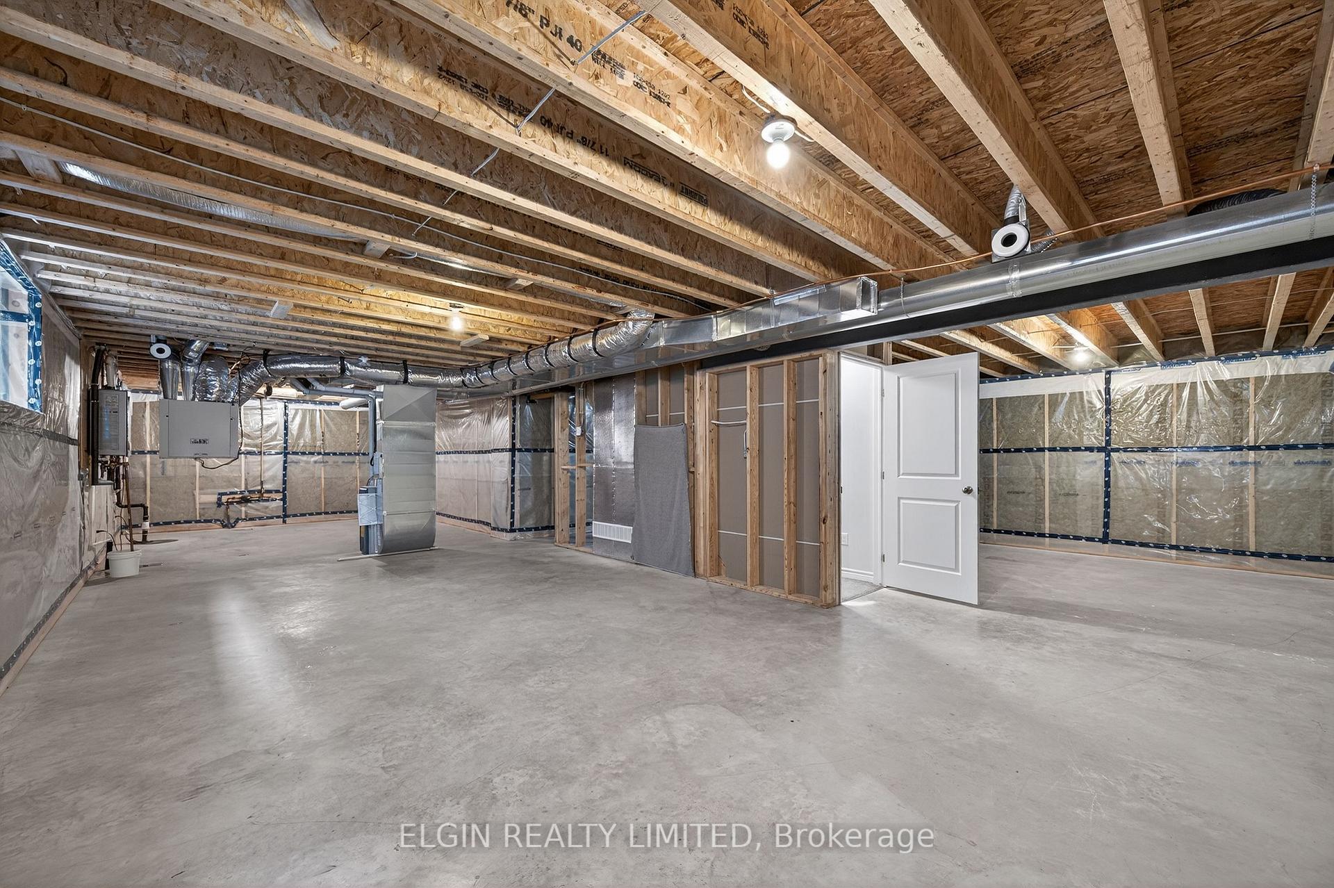 Photo 16 of 92 Renaissance Drive, St. Thomas — HOMEH