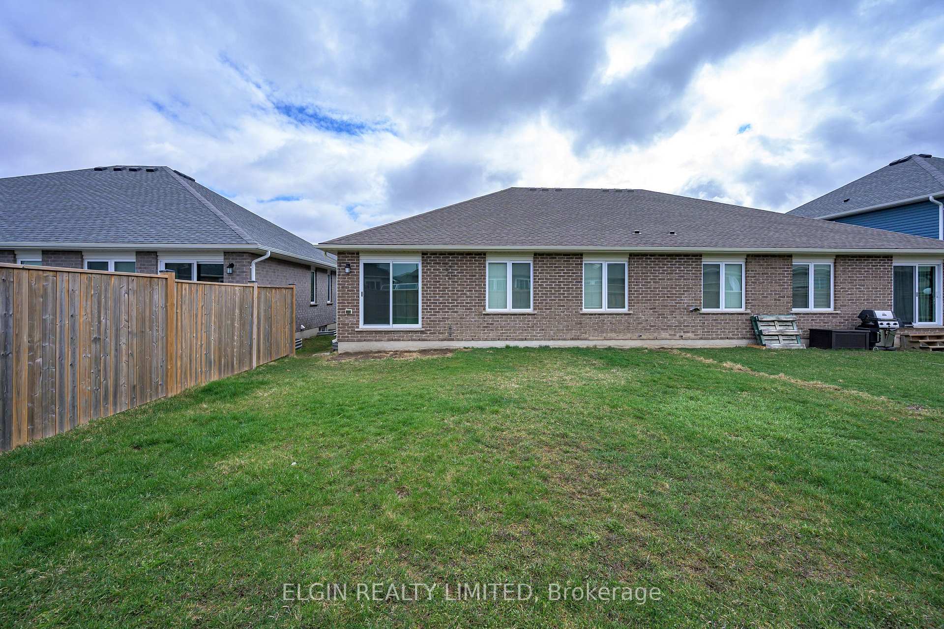 Photo 20 of 92 Renaissance Drive, St. Thomas — HOMEH