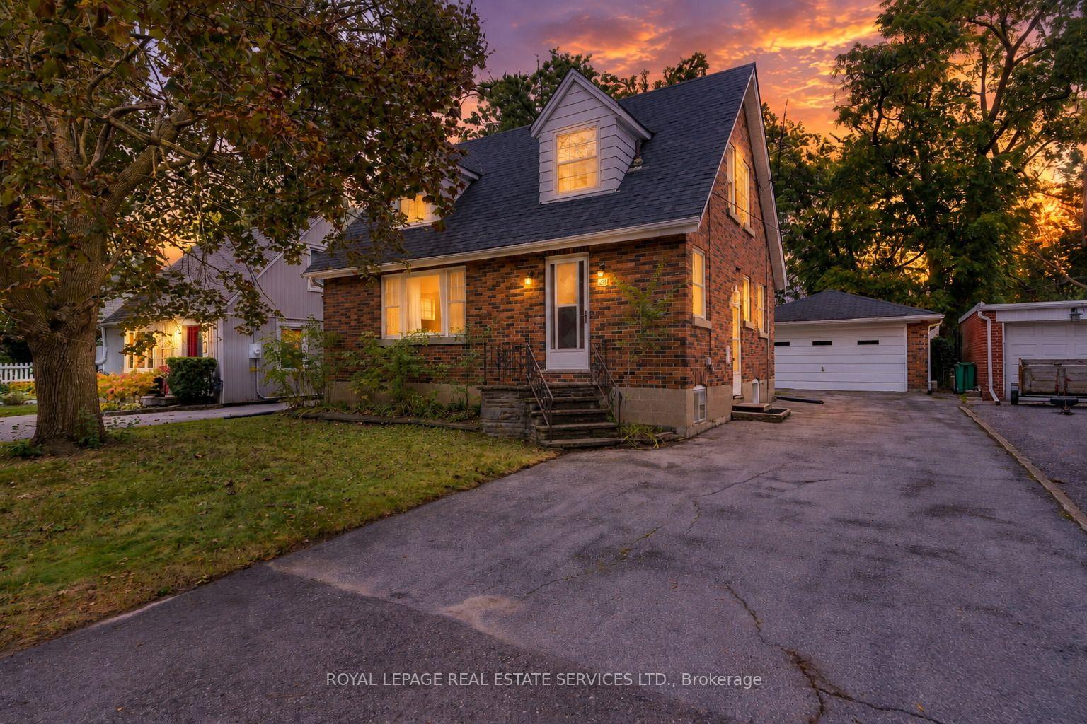 Photo 2 of 46 Frederick Street, Brampton, Downtown Brampton — HOMEH