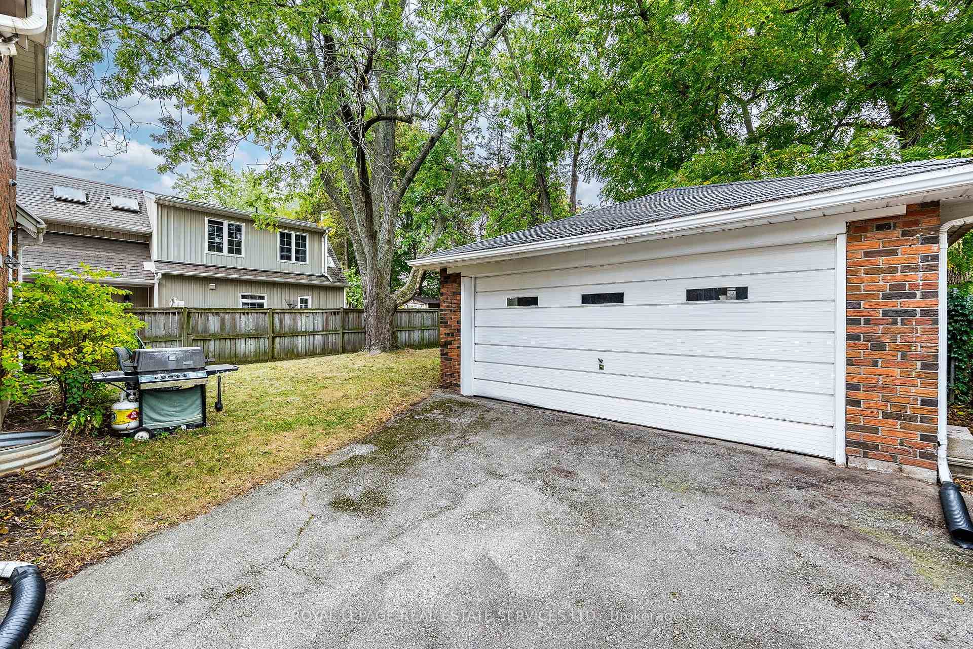 Photo 27 of 46 Frederick Street, Brampton, Downtown Brampton — HOMEH