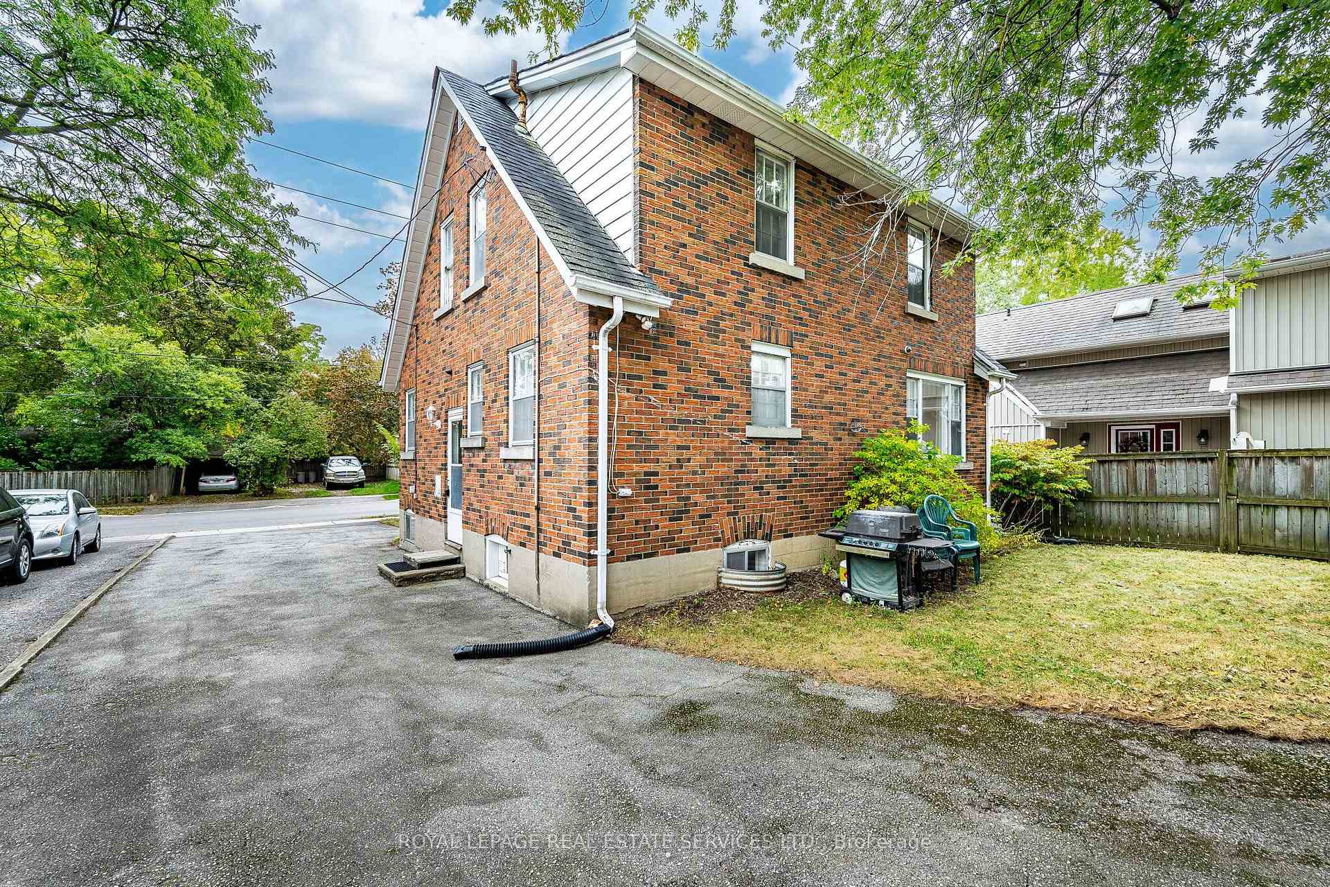 Photo 28 of 46 Frederick Street, Brampton, Downtown Brampton — HOMEH