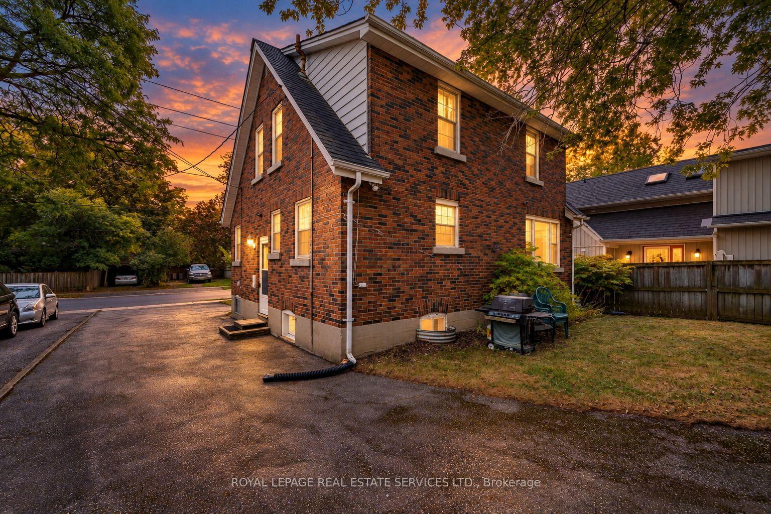 Photo 29 of 46 Frederick Street, Brampton, Downtown Brampton — HOMEH