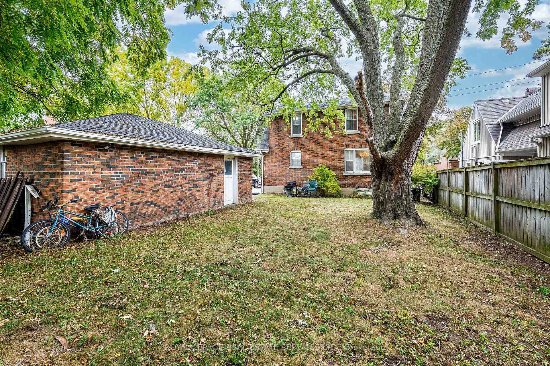 Photo 31 of 46 Frederick Street, Brampton, Downtown Brampton — HOMEH
