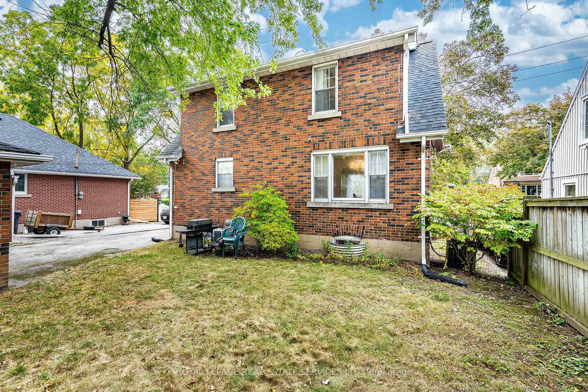 Photo 32 of 46 Frederick Street, Brampton, Downtown Brampton — HOMEH