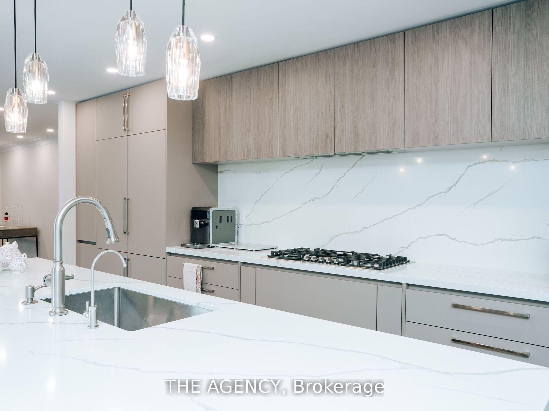 Photo 11 of 7 Shady Oaks Crescent, North York, Bridle Path-Sunnybrook-York Mills — HOMEH