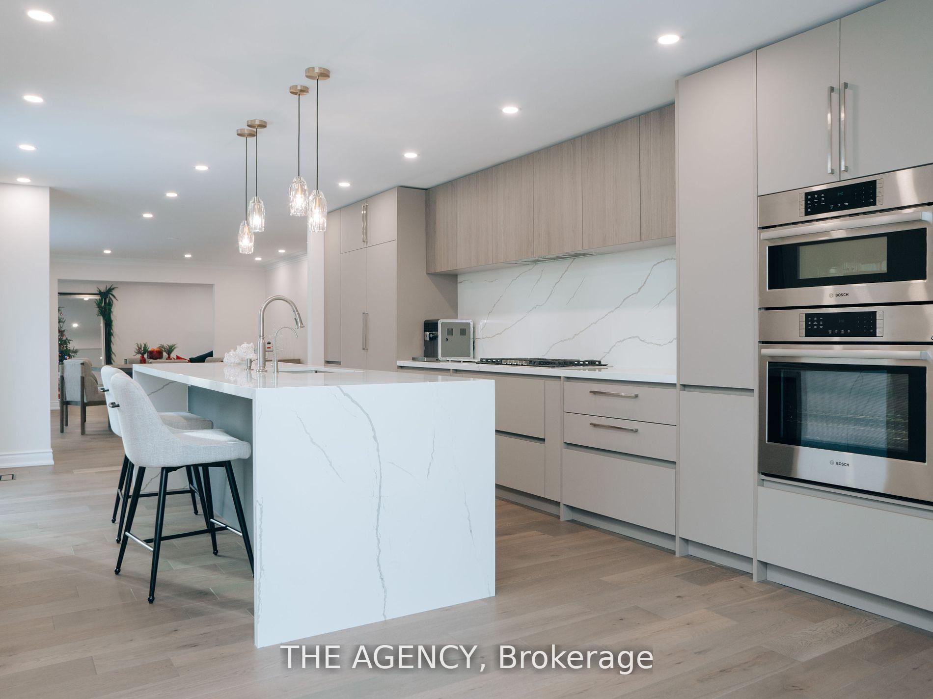 Photo 14 of 7 Shady Oaks Crescent, North York, Bridle Path-Sunnybrook-York Mills — HOMEH